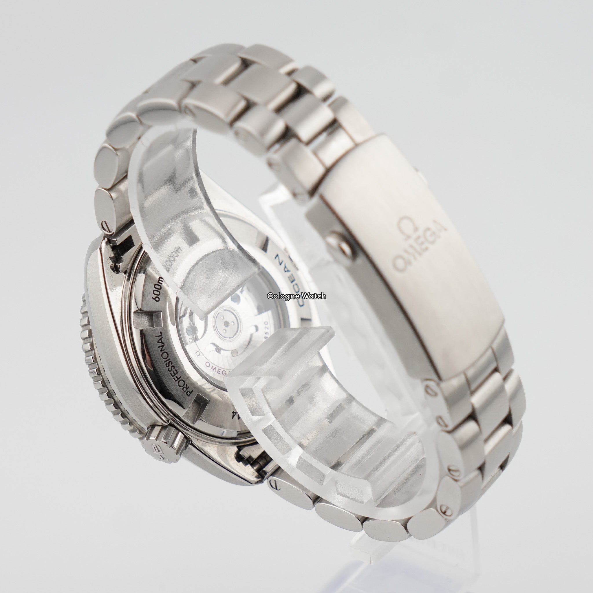 Omega Seamaster Planet Ocean 232.30.38.20.04.001 - 2016