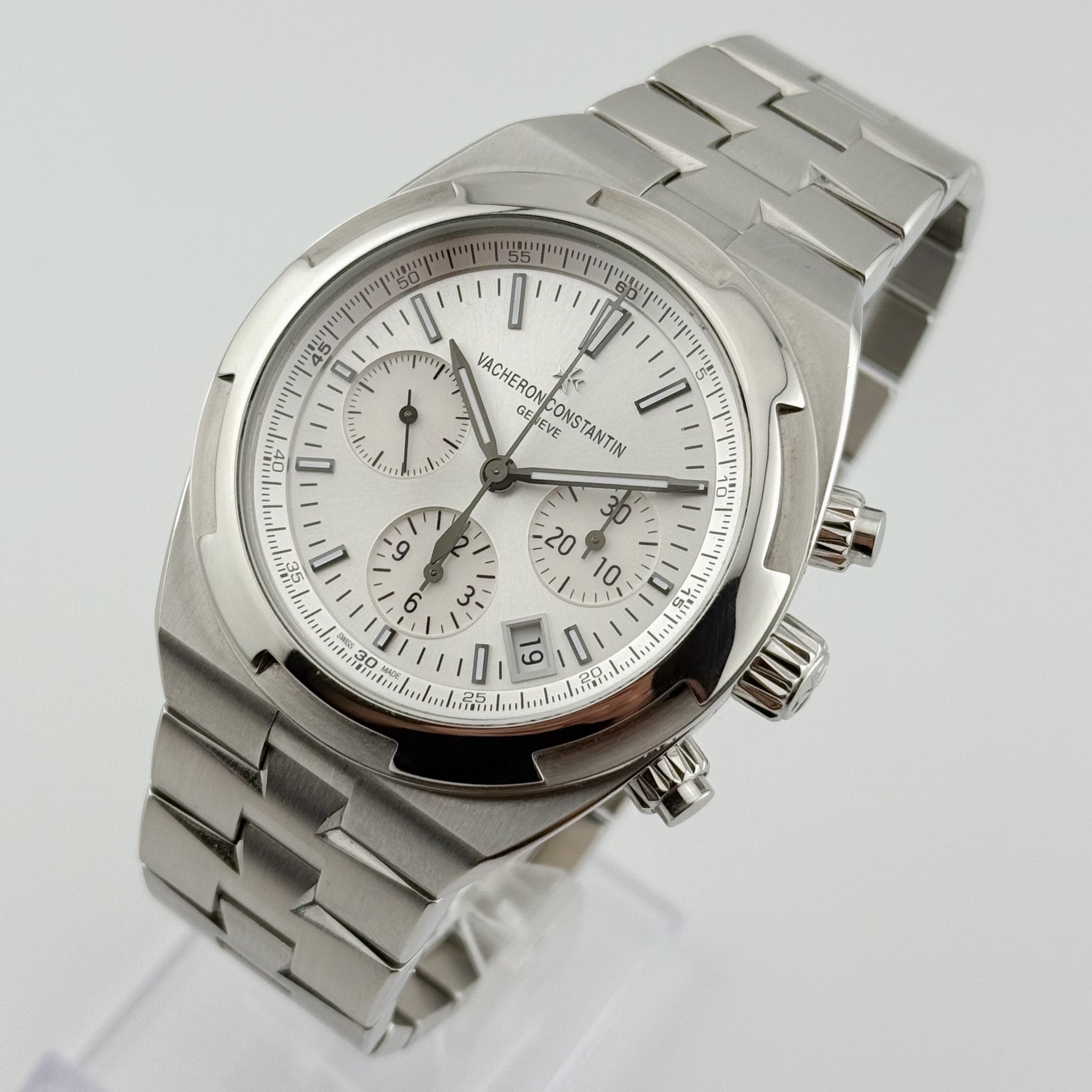 Vacheron Constantin Overseas Chronograph Stahl 5500V/110A-B148 - 2018