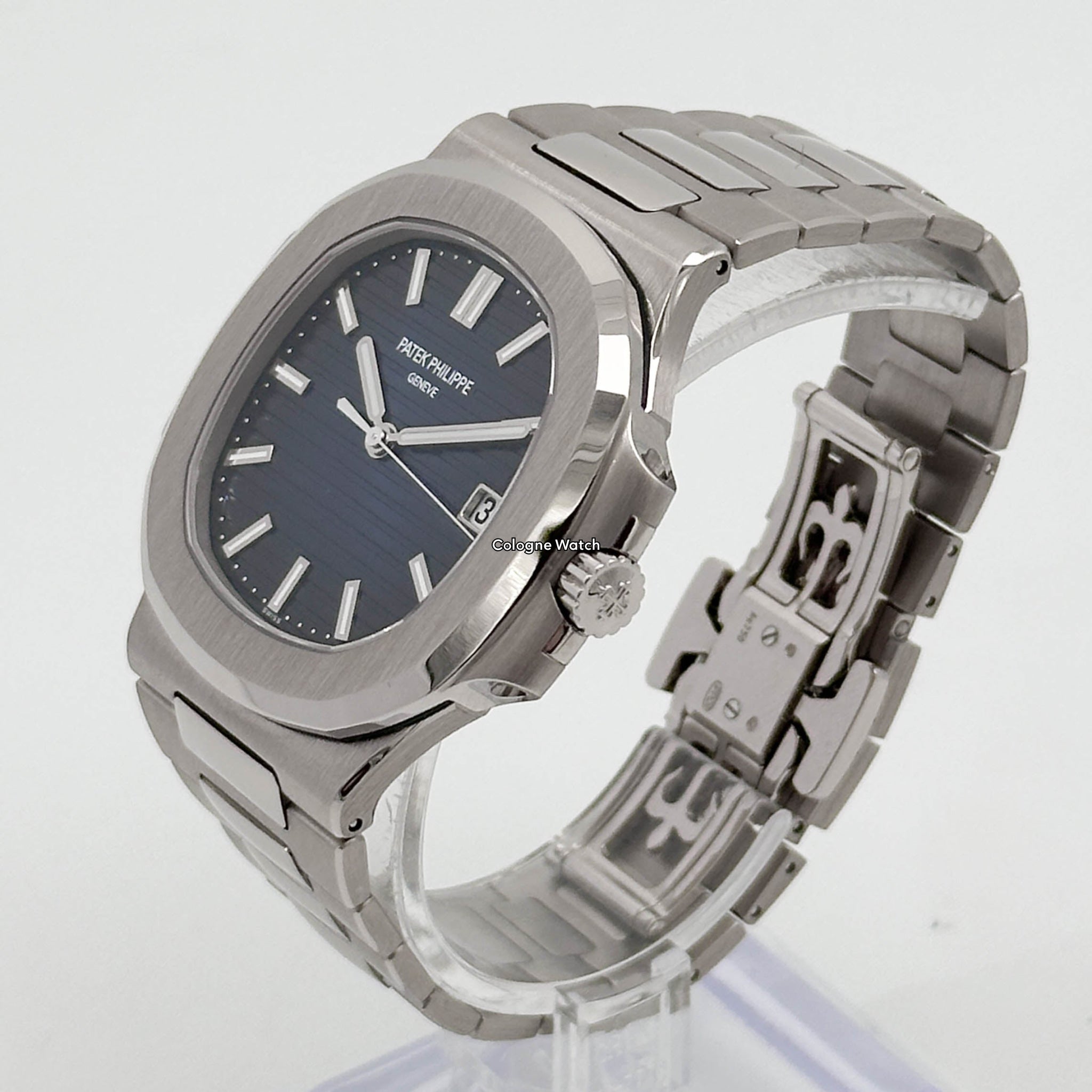 Patek Philippe Nautilus 5811/1G-001 - 2024