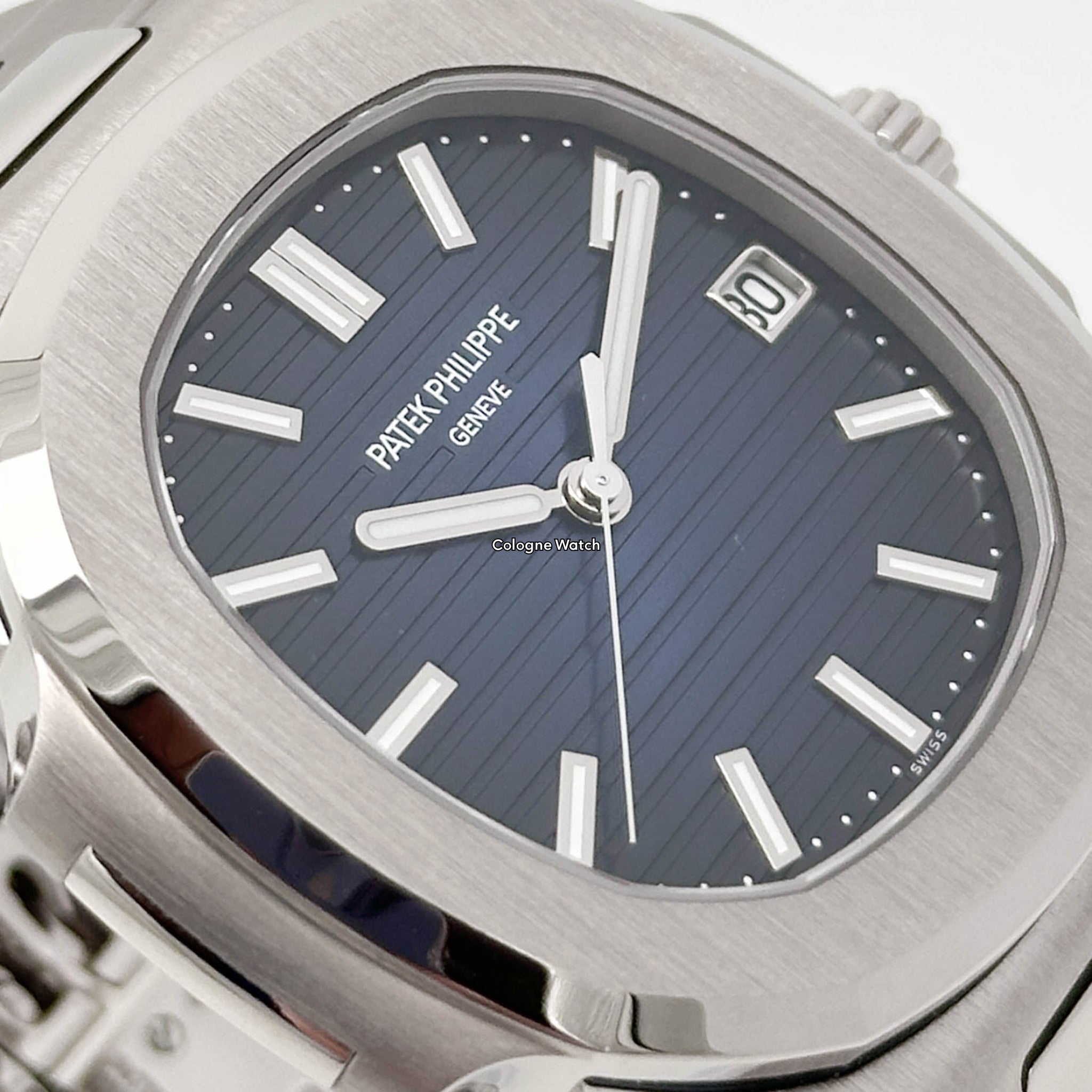 Patek Philippe Nautilus 5811/1G-001 - 2024