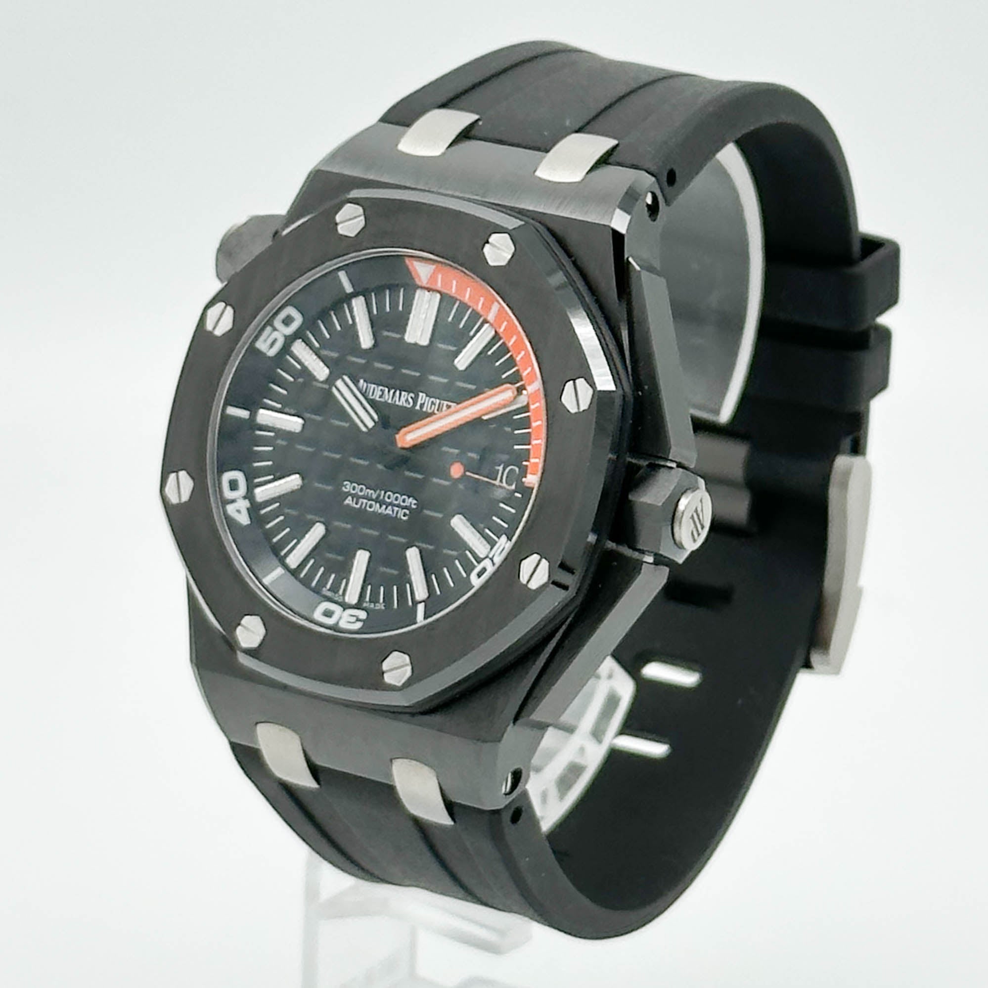 Audemars Piguet Royal Oak Offshore Diver Ceramic 15707CE.OO.A002CA.01 - 2015 