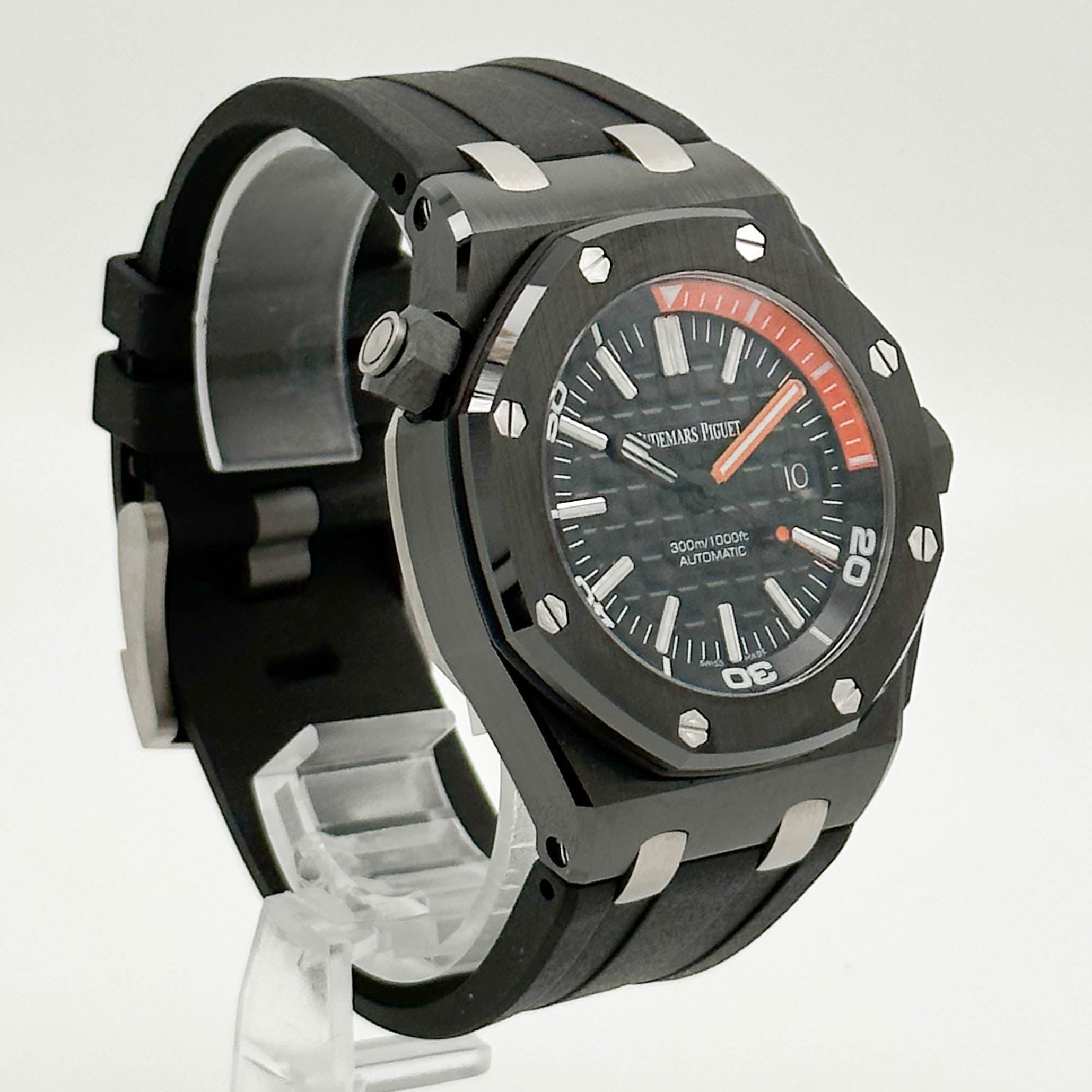 Audemars Piguet Royal Oak Offshore Diver Ceramic 15707CE.OO.A002CA.01 - 2015 