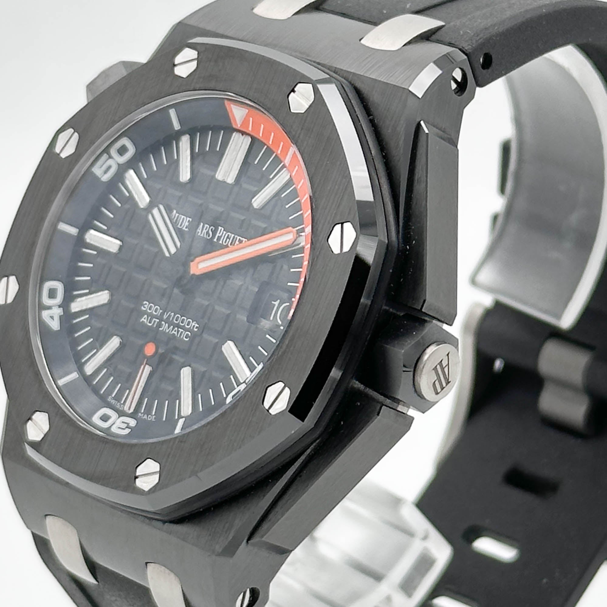 Audemars Piguet Royal Oak Offshore Diver Ceramic 15707CE.OO.A002CA.01 - 2015 