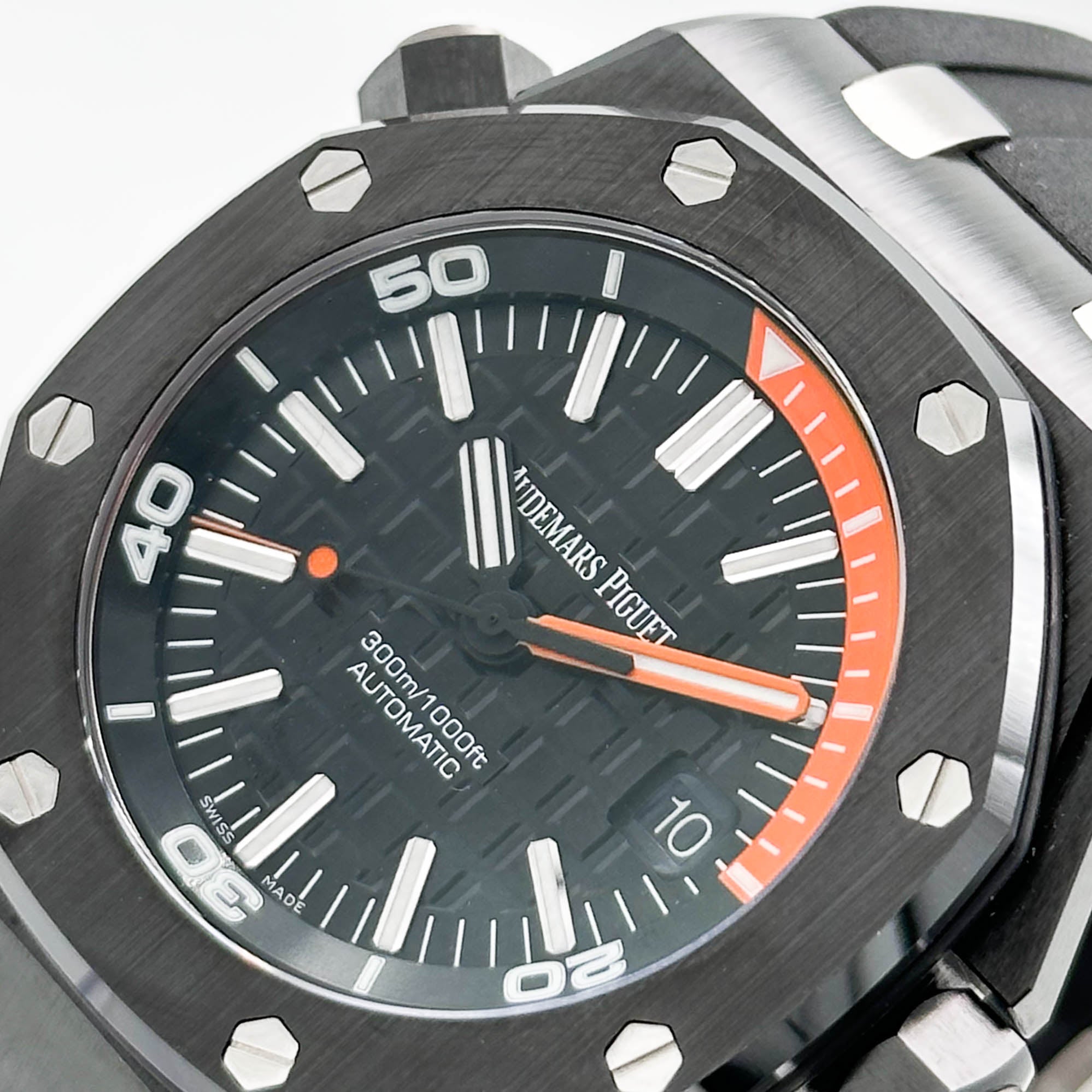 Audemars Piguet Royal Oak Offshore Diver Ceramic 15707CE.OO.A002CA.01 - 2015 