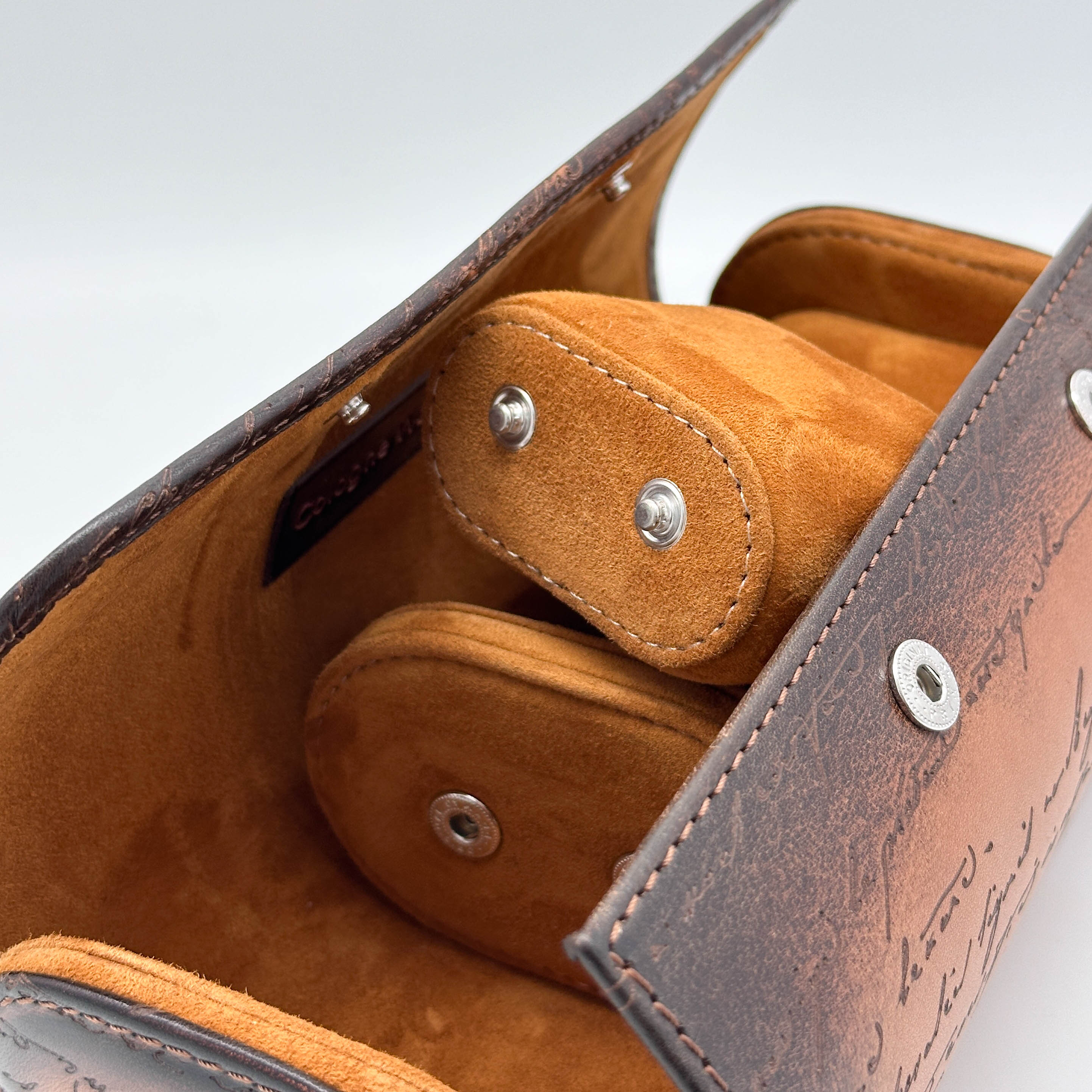 Watch Roll for 3 watches in Brown patina 