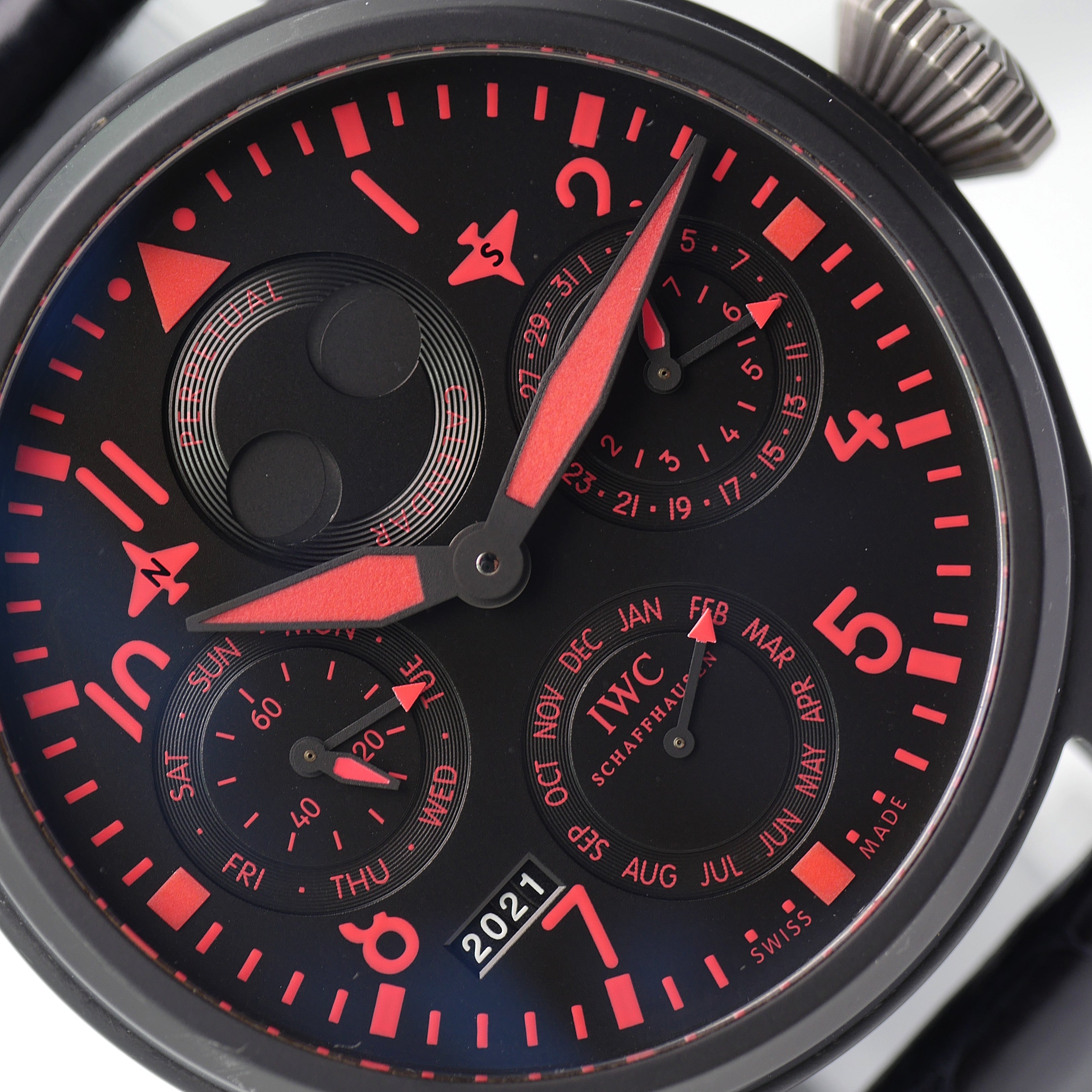 IWC Große Fliegeruhr Top Gun Perpetual Calendar Big Boutique - IW502903