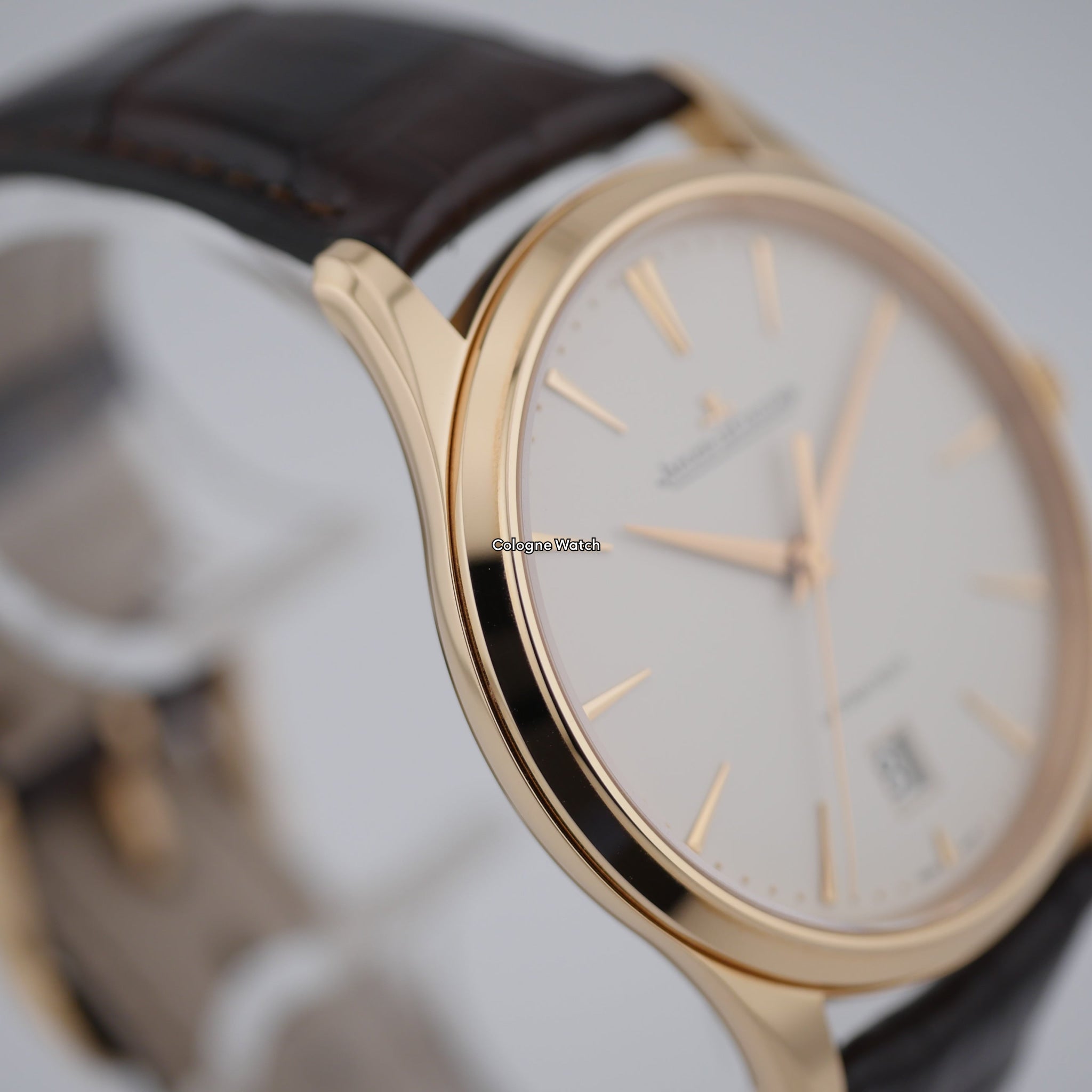 Jaeger-LeCoultre Master Ultra Thin Date Roségold Q1232510 - 2024