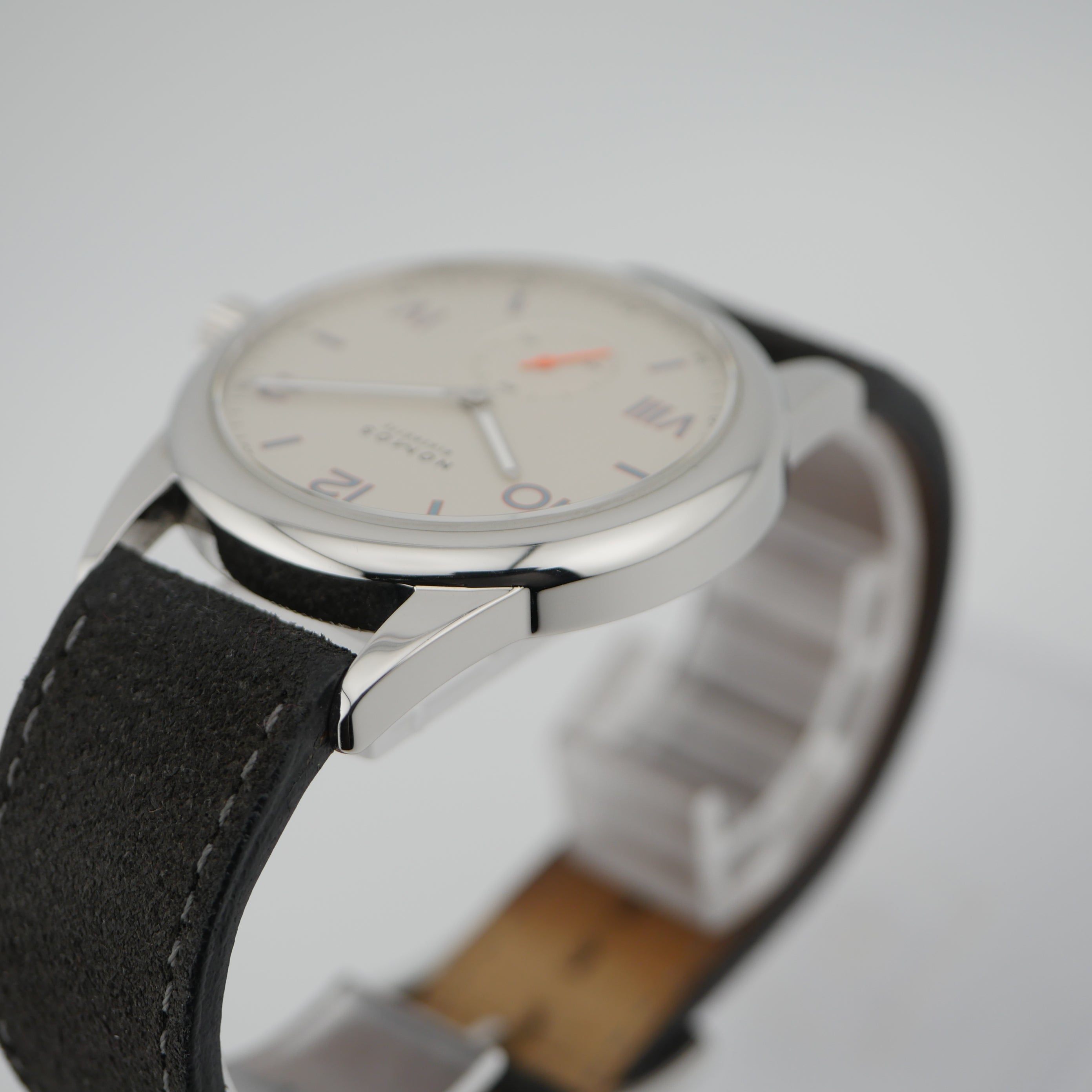 Nomos Club Campus 38 Stahl Referenz 737 - 2017