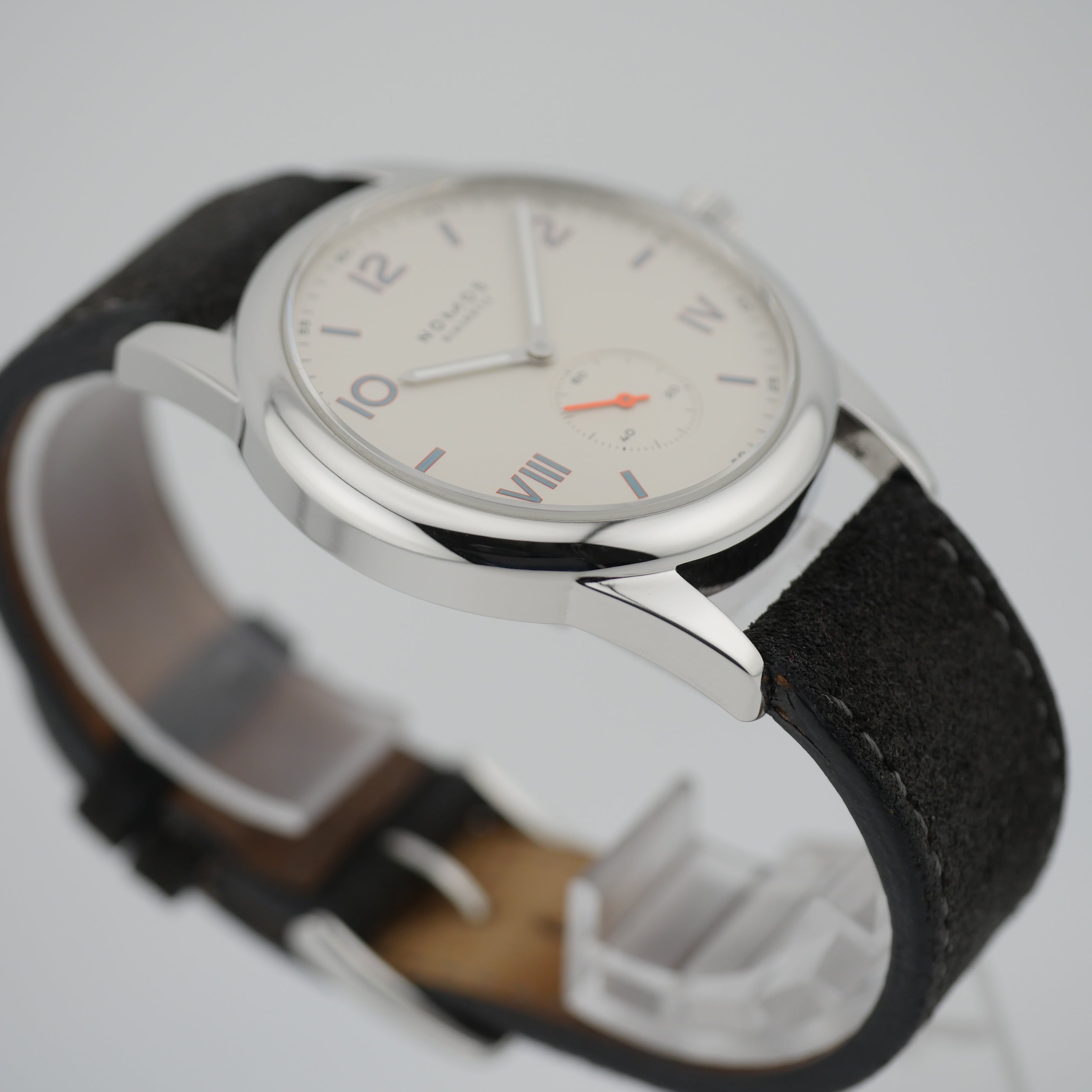 Nomos Club Campus 38 Stahl Referenz 737 - 2017