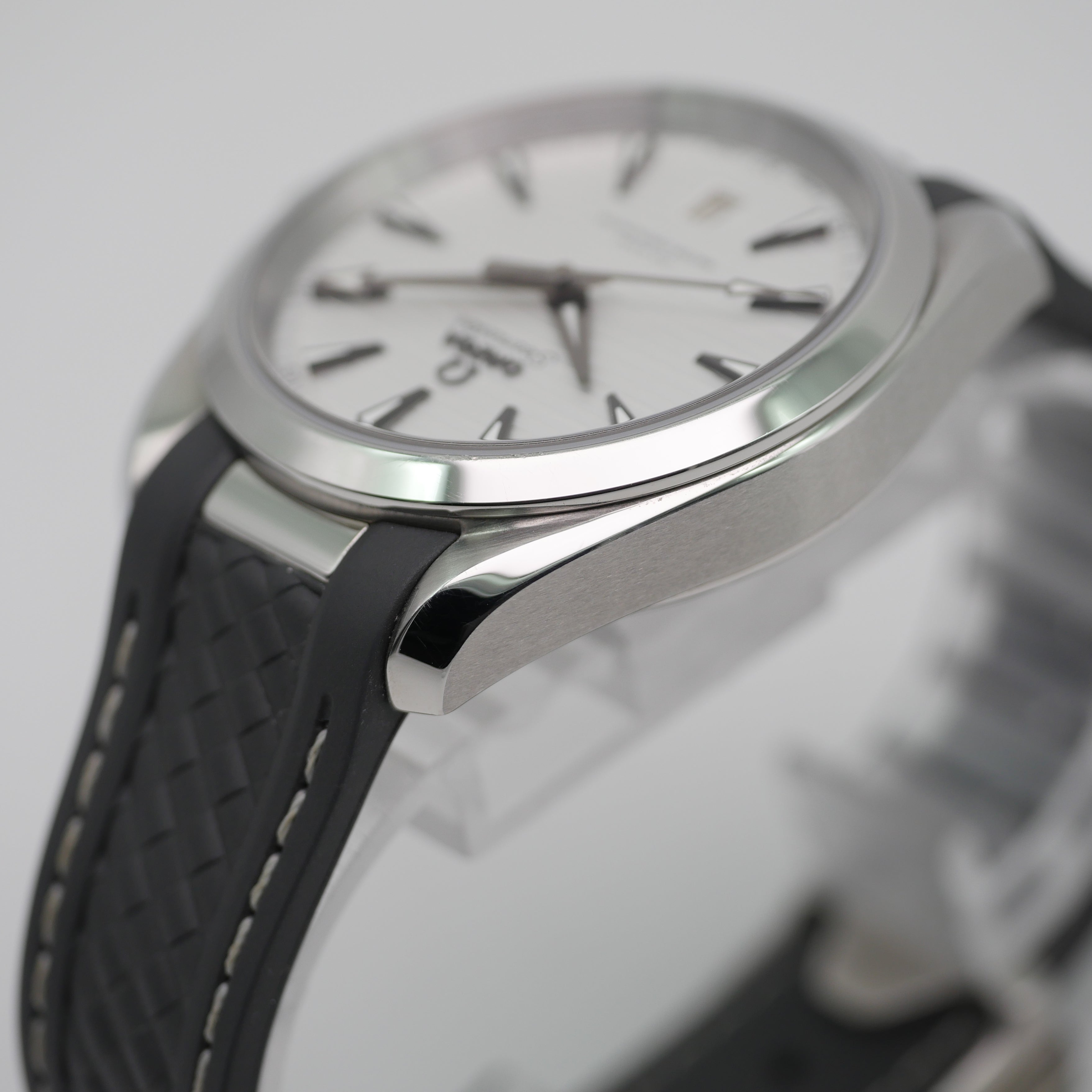 Omega Seamaster Aqua Terra 38mm Steel 22012382002001 - 2022 