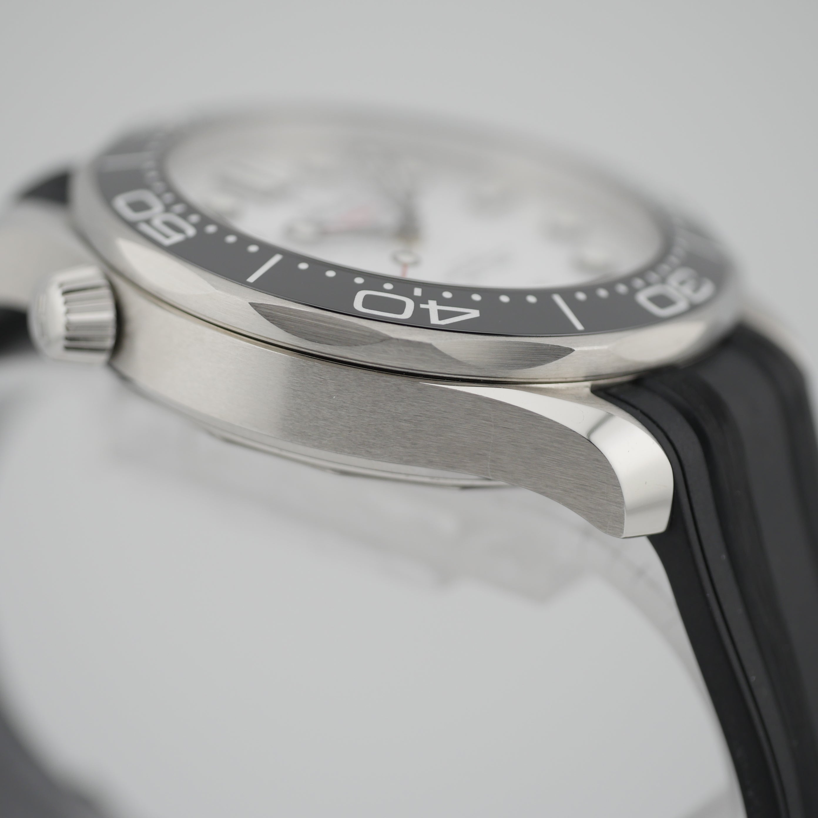 Omega Seamaster Diver 300 M Stahl 210.32.42.20.04.001 - 2020