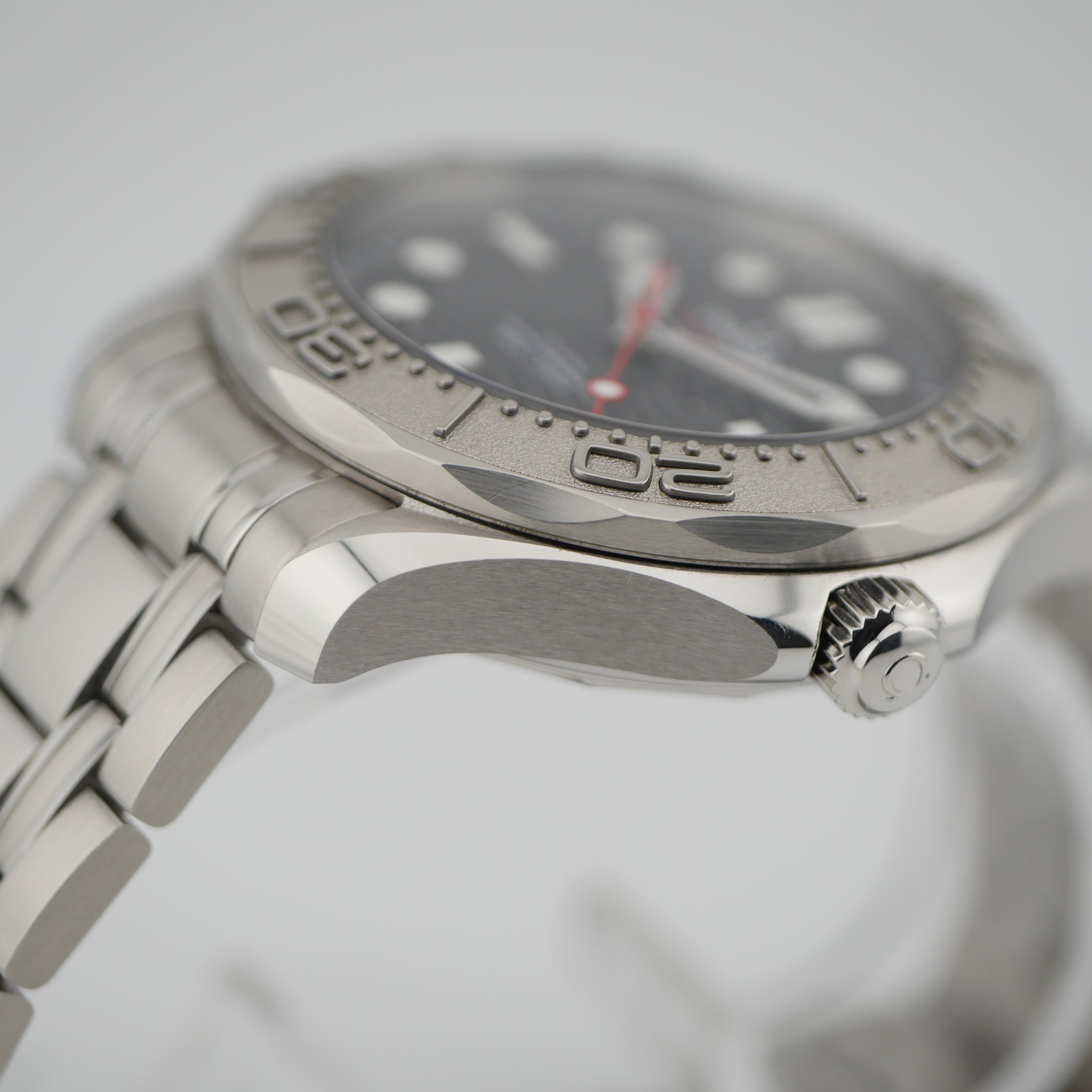 Omega Seamaster Diver 300 M Stahl 21030422001002 "Nekton Edition" - 2021