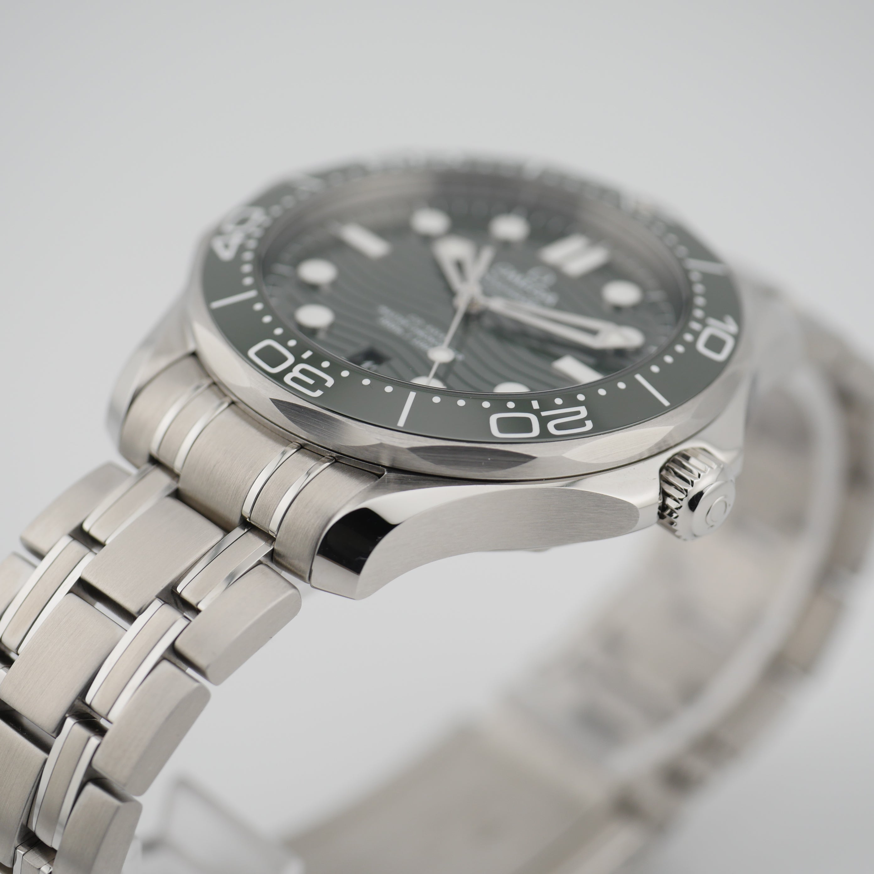 Omega Seamaster Diver 300 M Steel 21030422010001 - 2024 