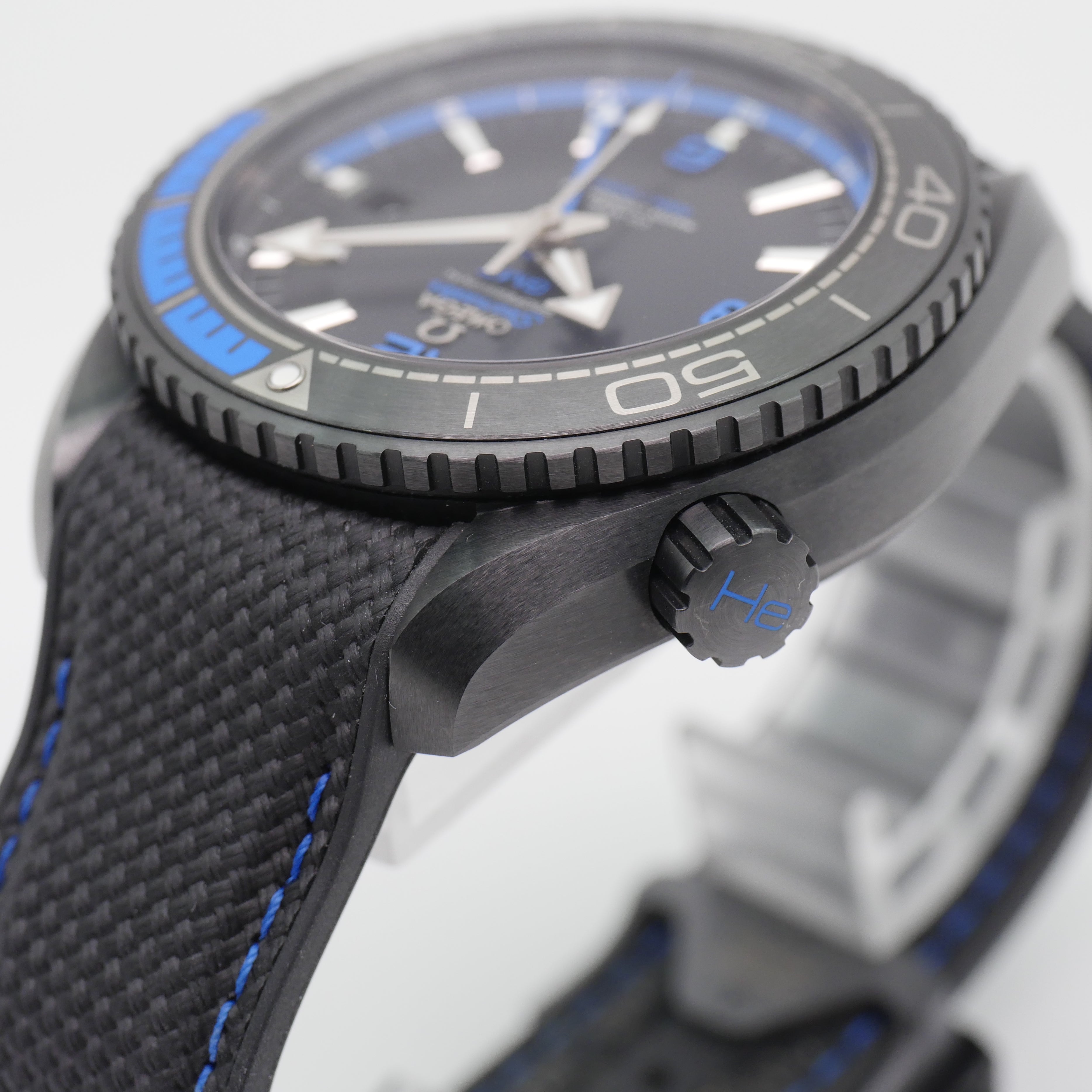 Omega Seamaster Planet Ocean 600M Deep Black Ceramic 215.92.46.22.01.002 - 2019 