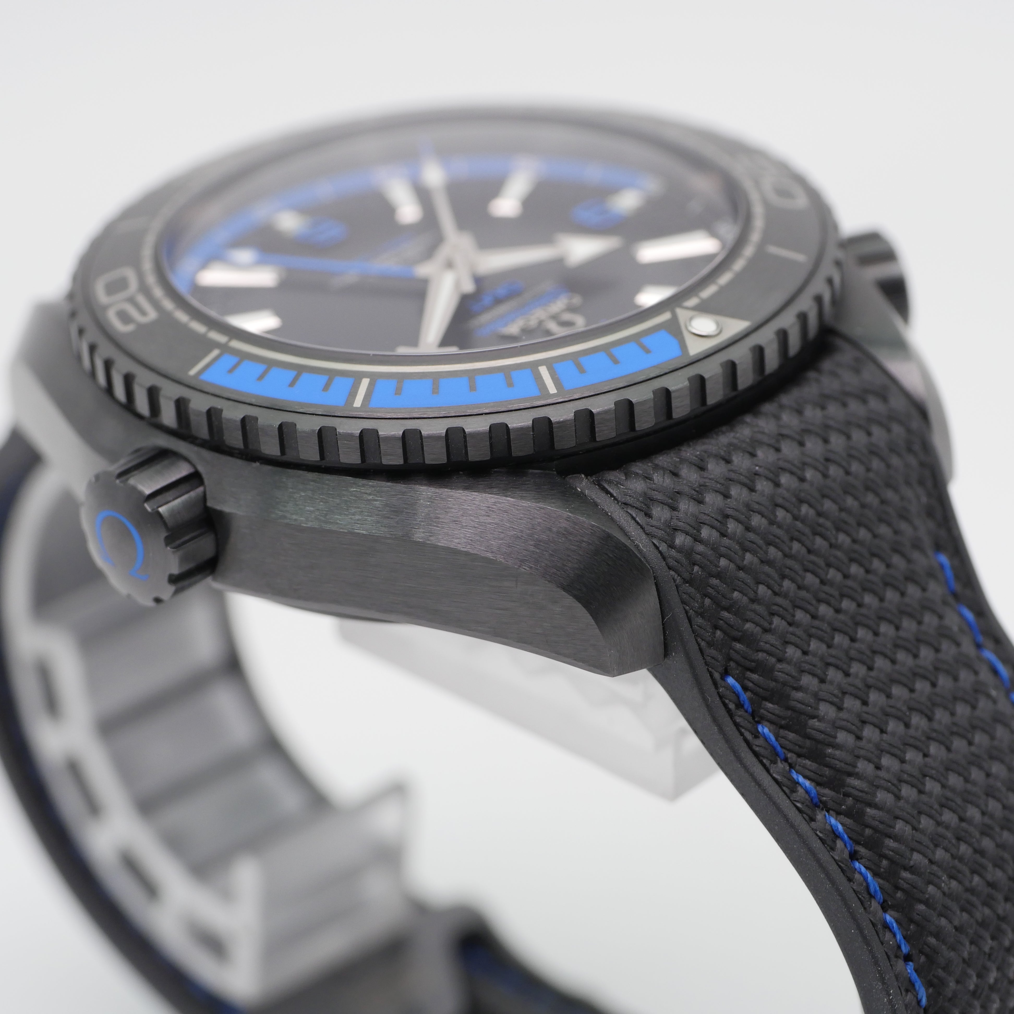 Omega Seamaster Planet Ocean 600M Deep Black Ceramic 215.92.46.22.01.002 - 2019 