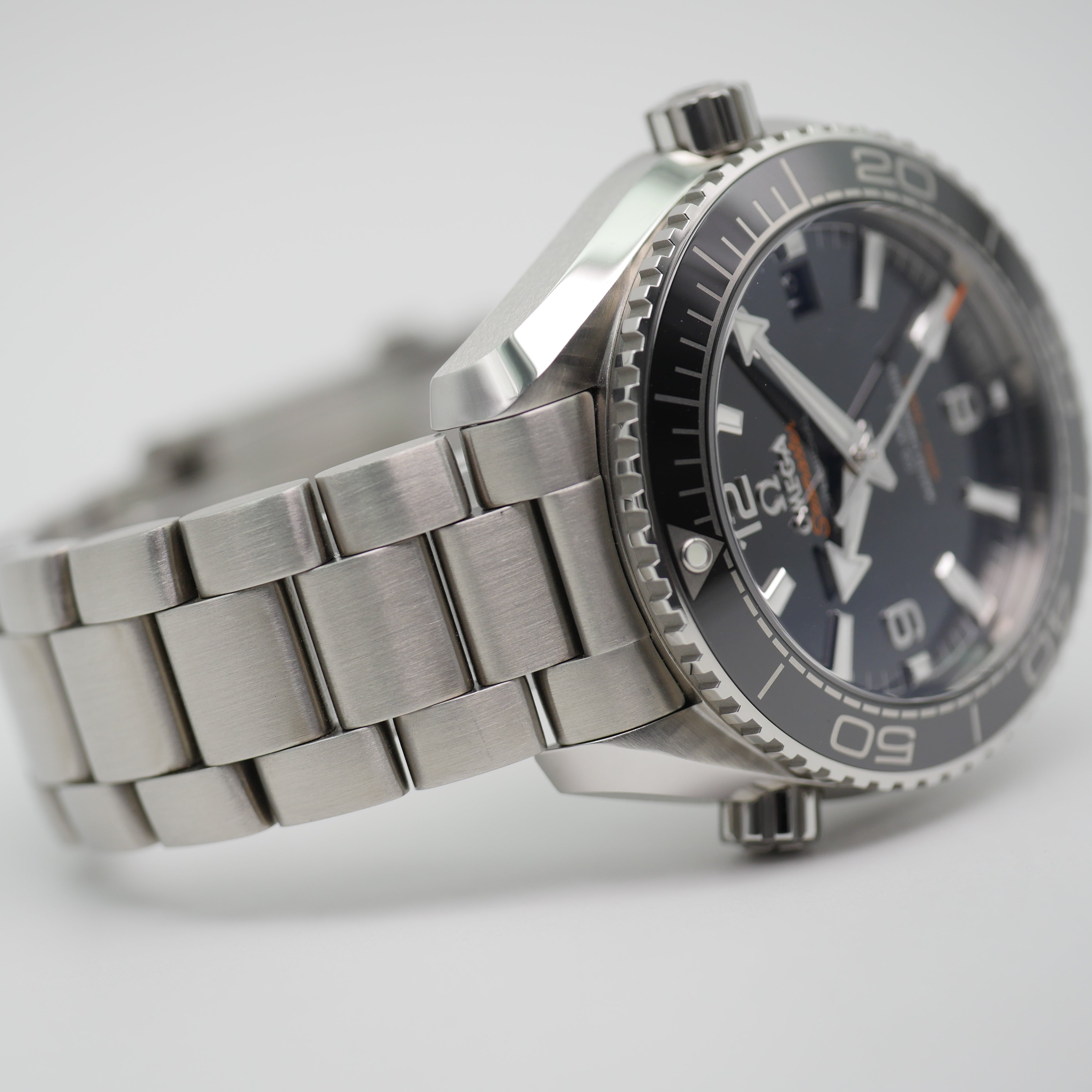 Omega Seamaster Planet Ocean Stahl 21530402001001 - 2016