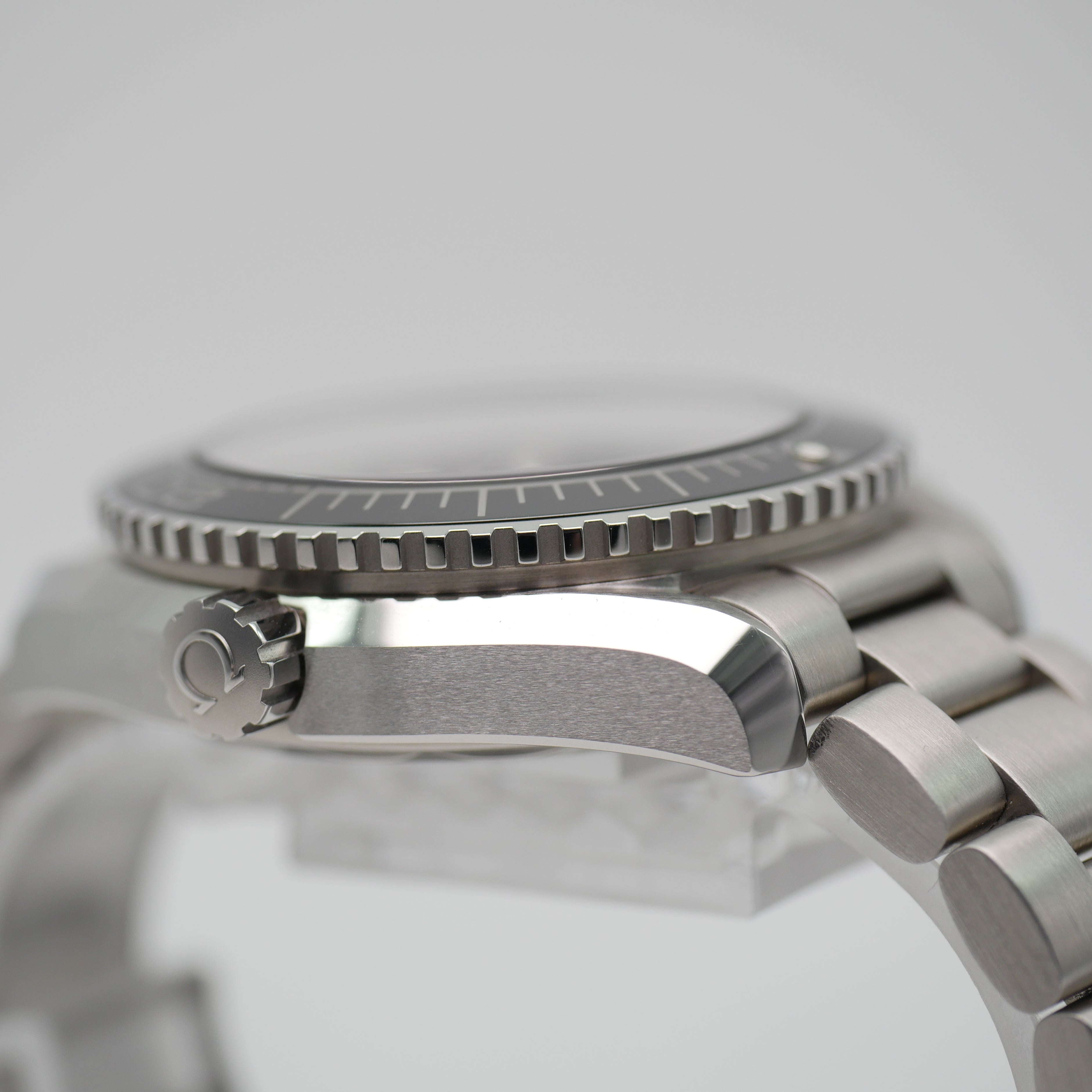 Omega Seamaster Planet Ocean Stahl 21530402001001 - 2016
