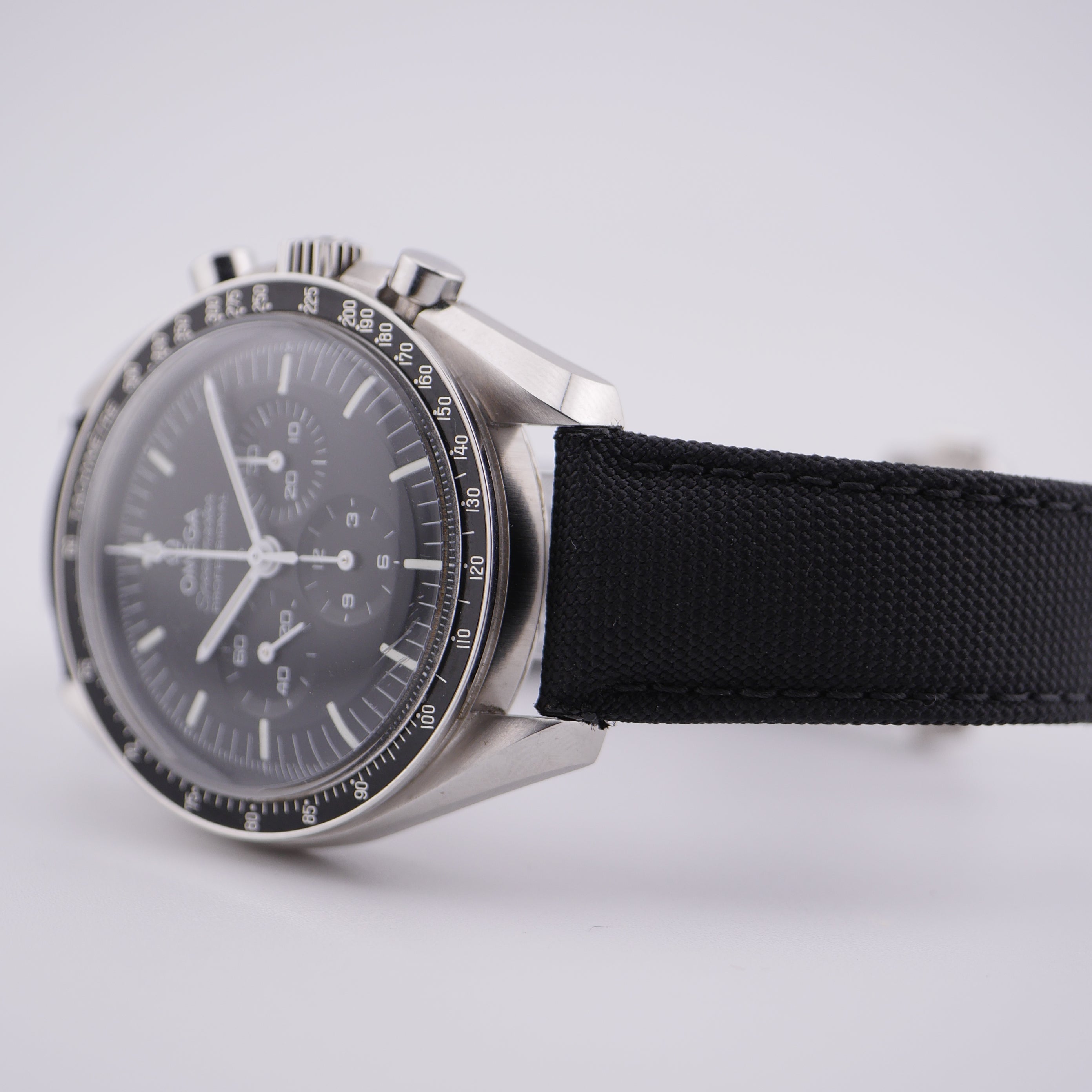 Omega Speedmaster Moonwatch Stahl 310.32.42.50.01.002 - 2023