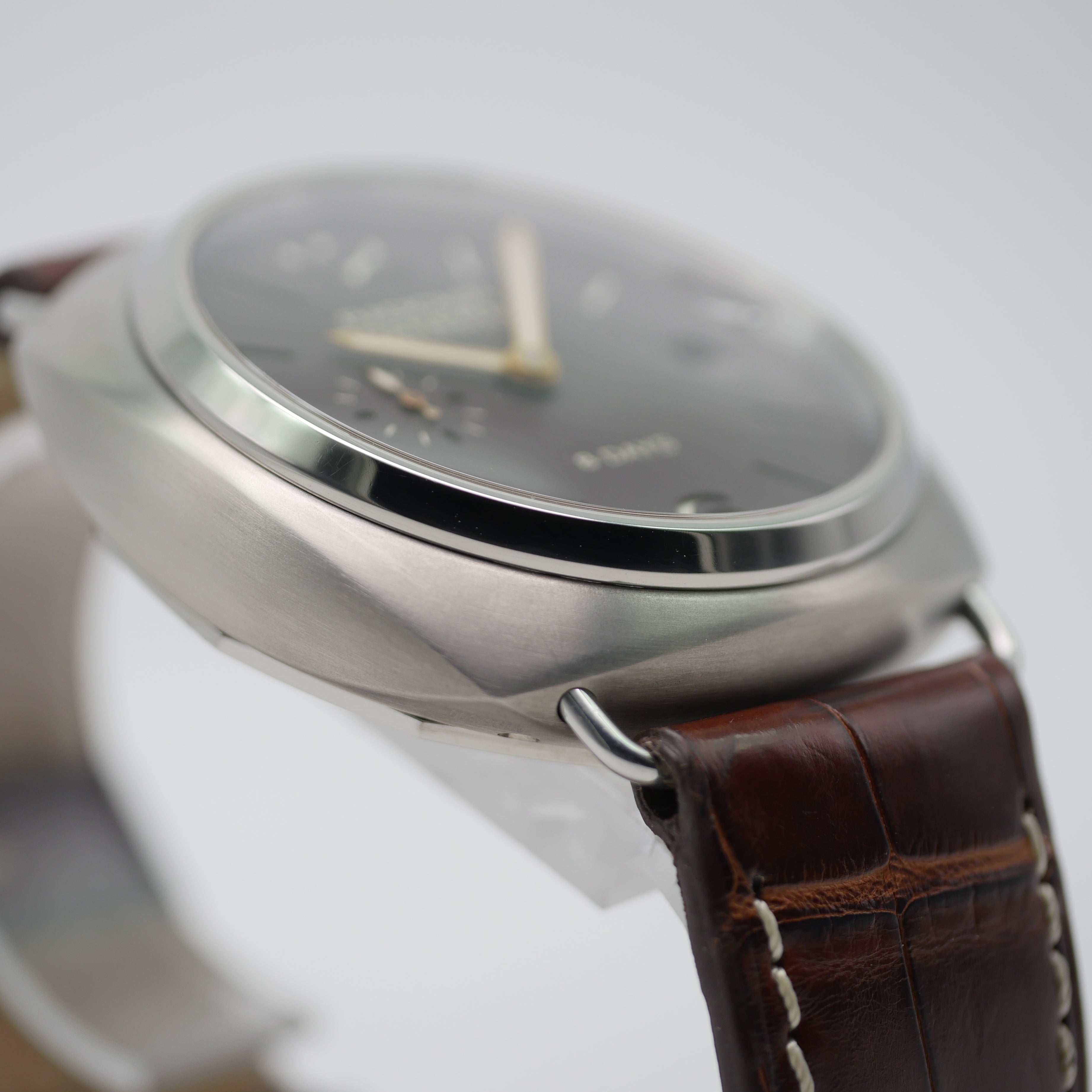 Panerai Radiomir 8 days Titan PAM00346