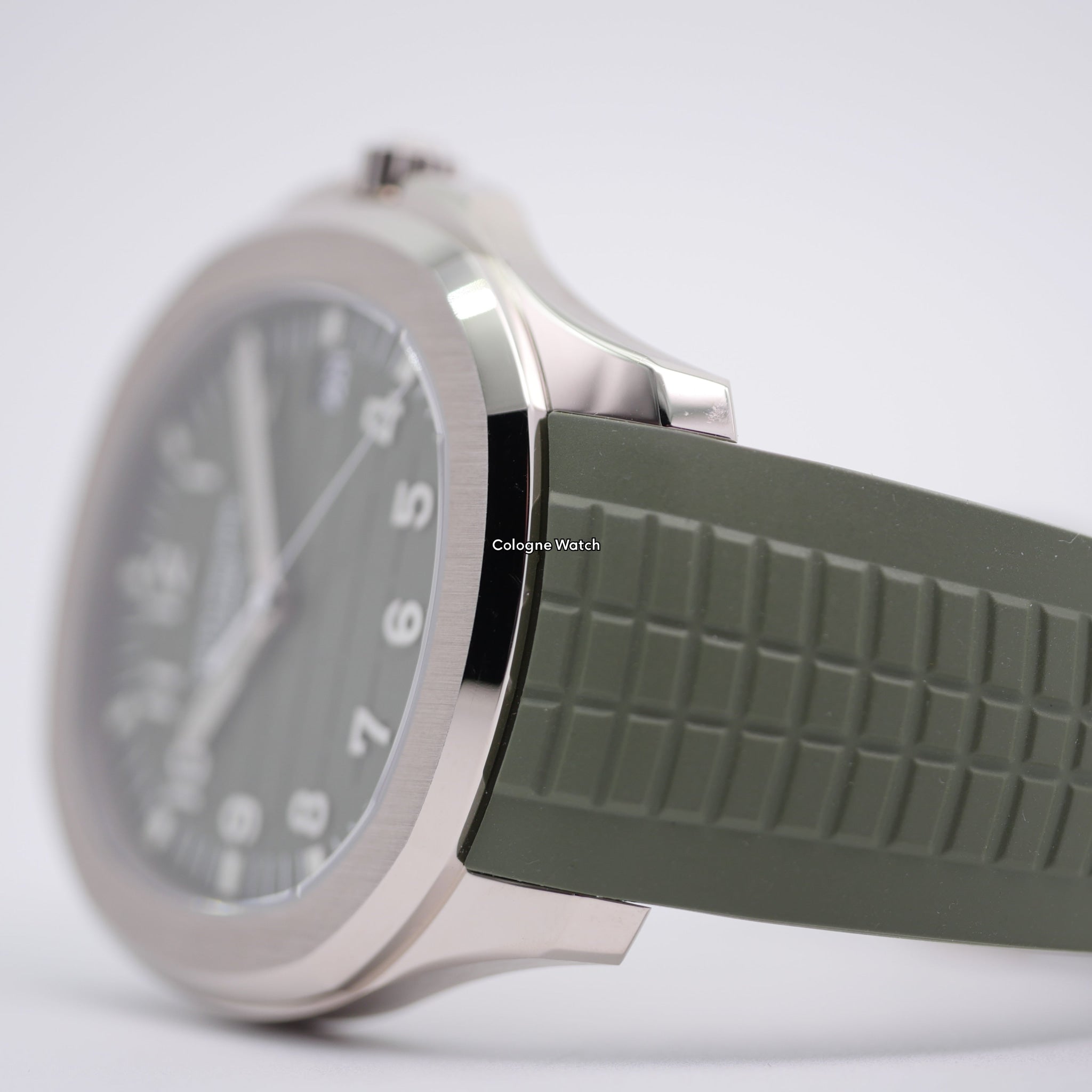 Patek Philippe Aquanaut White Gold 2021 - 5168G-001 