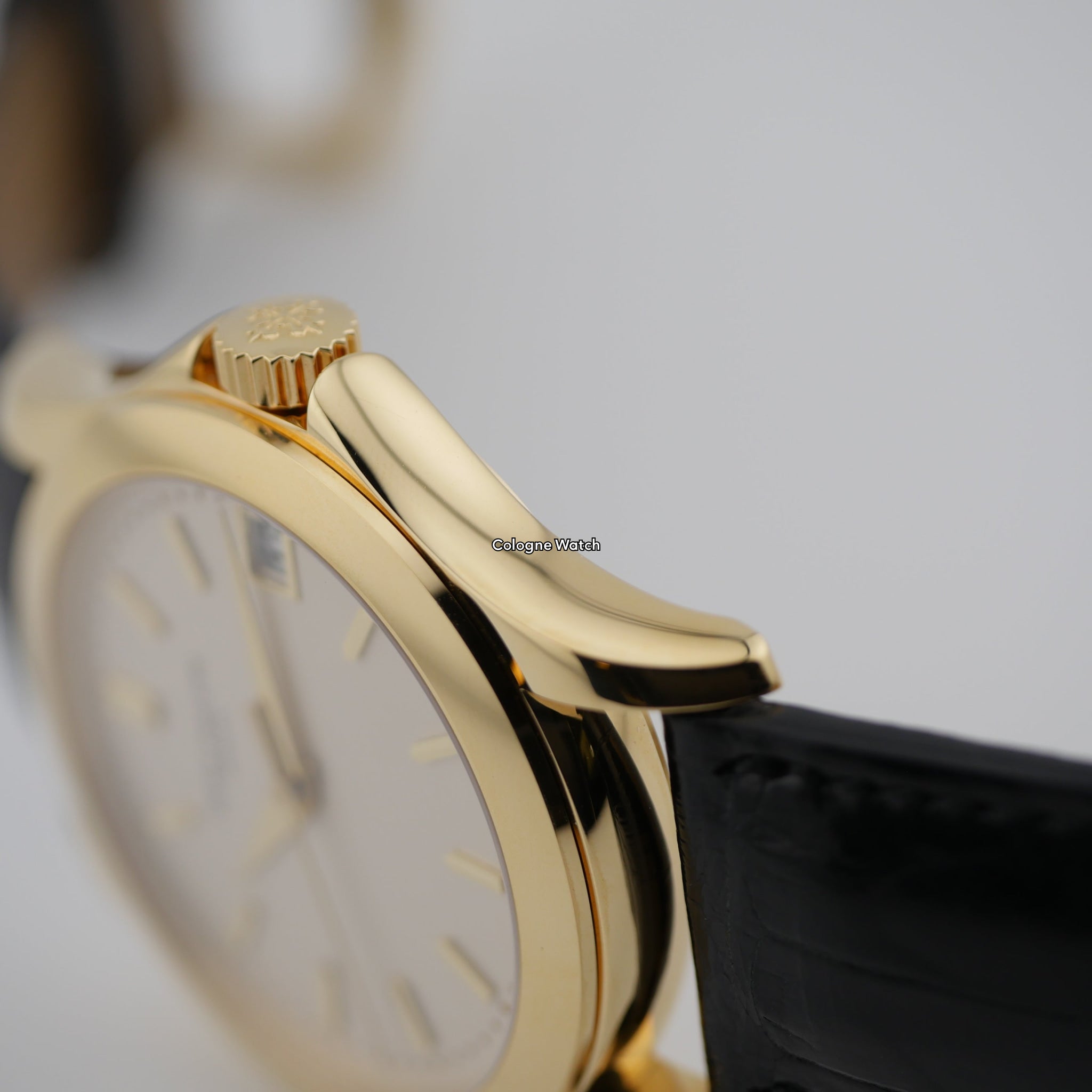 Patek Philippe Calatrava Yellow Gold 5107J-001 - 2000