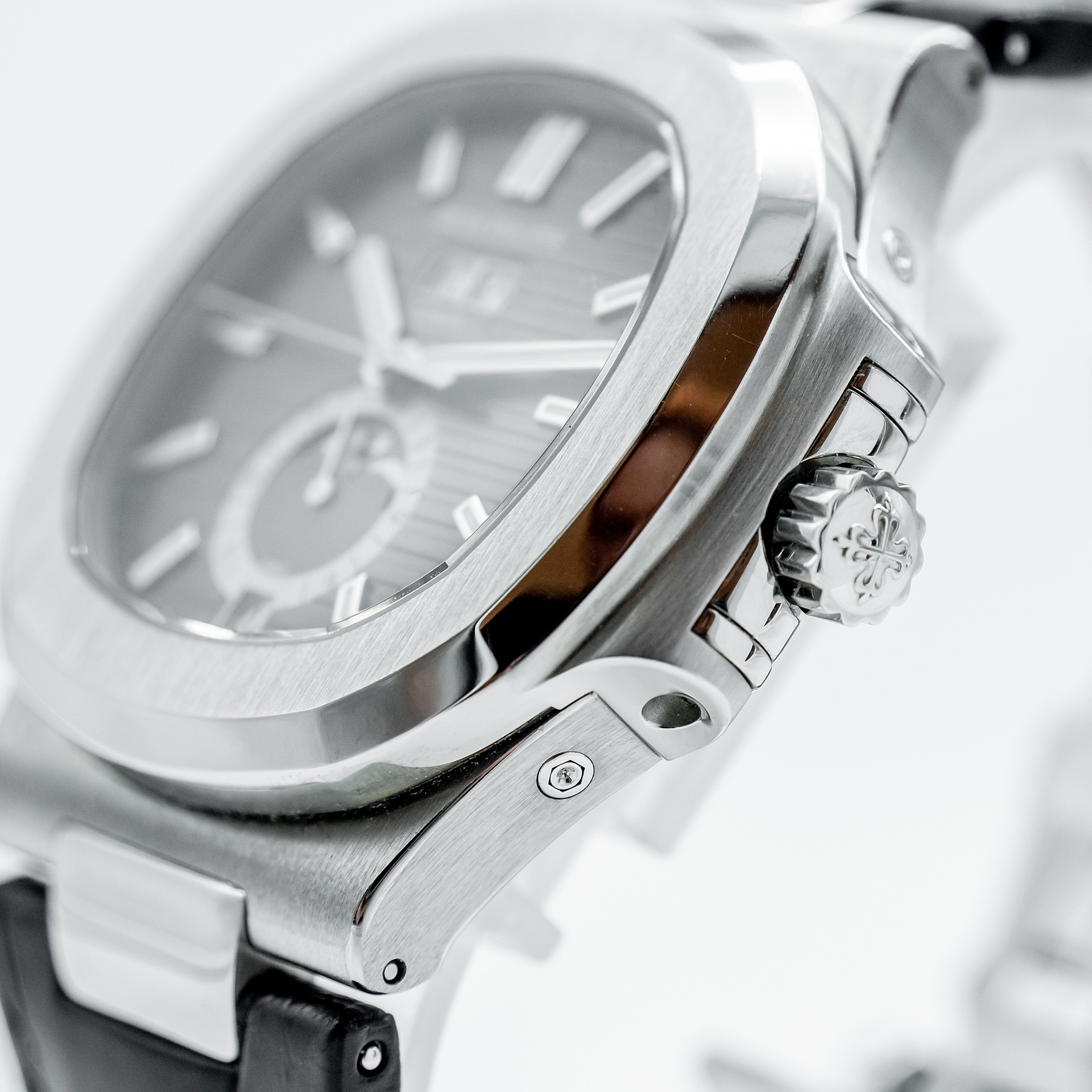 Patek Philippe Nautilus White Gold Annual 5726A-001
