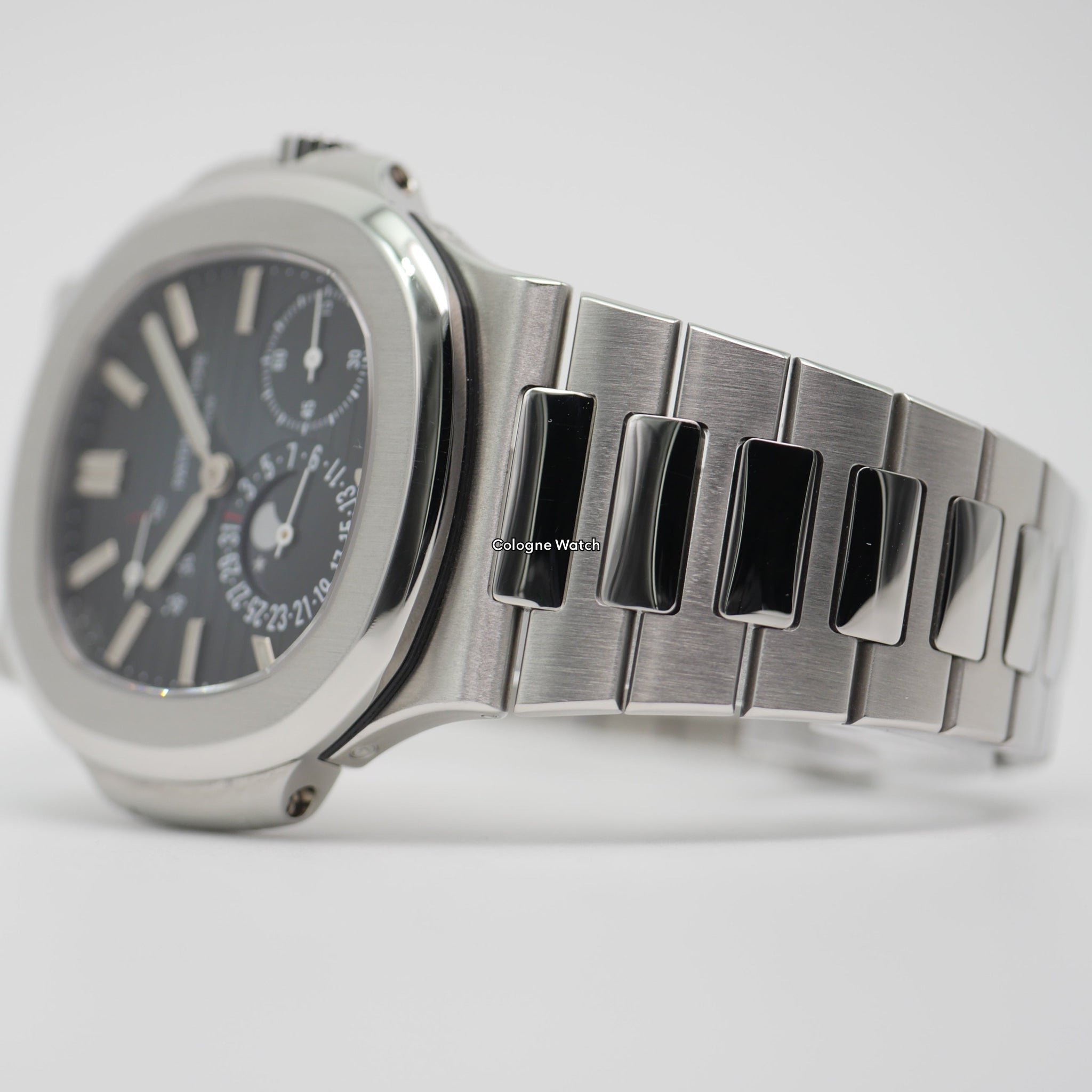 Patek Philippe Nautilus Stahl 5712/1A - 2011