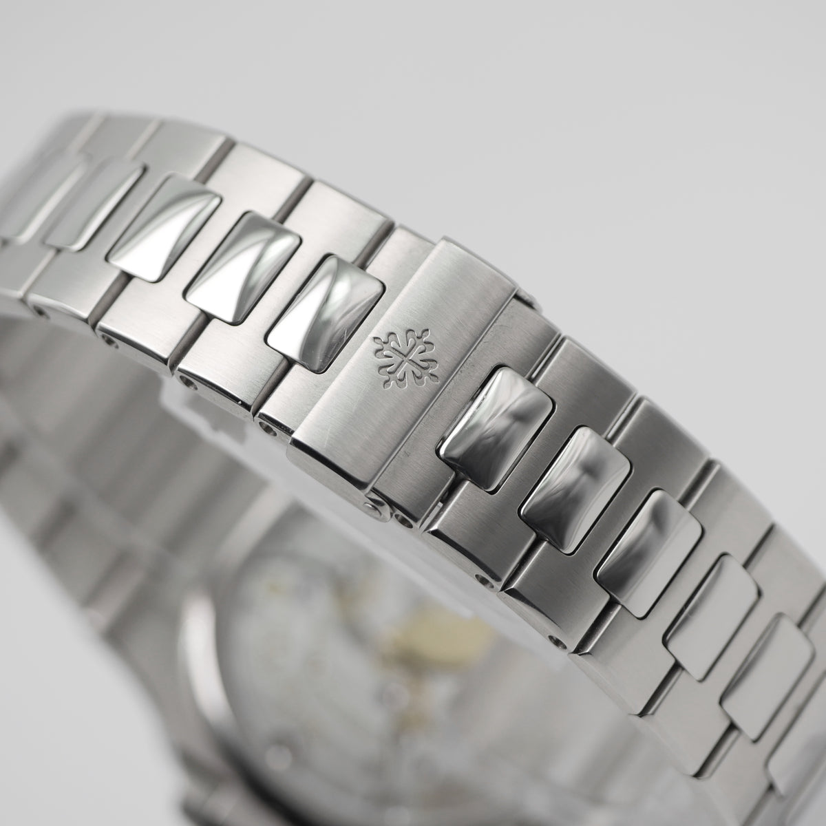 Patek Philippe Nautilus 5712/1A-001 - 2010
