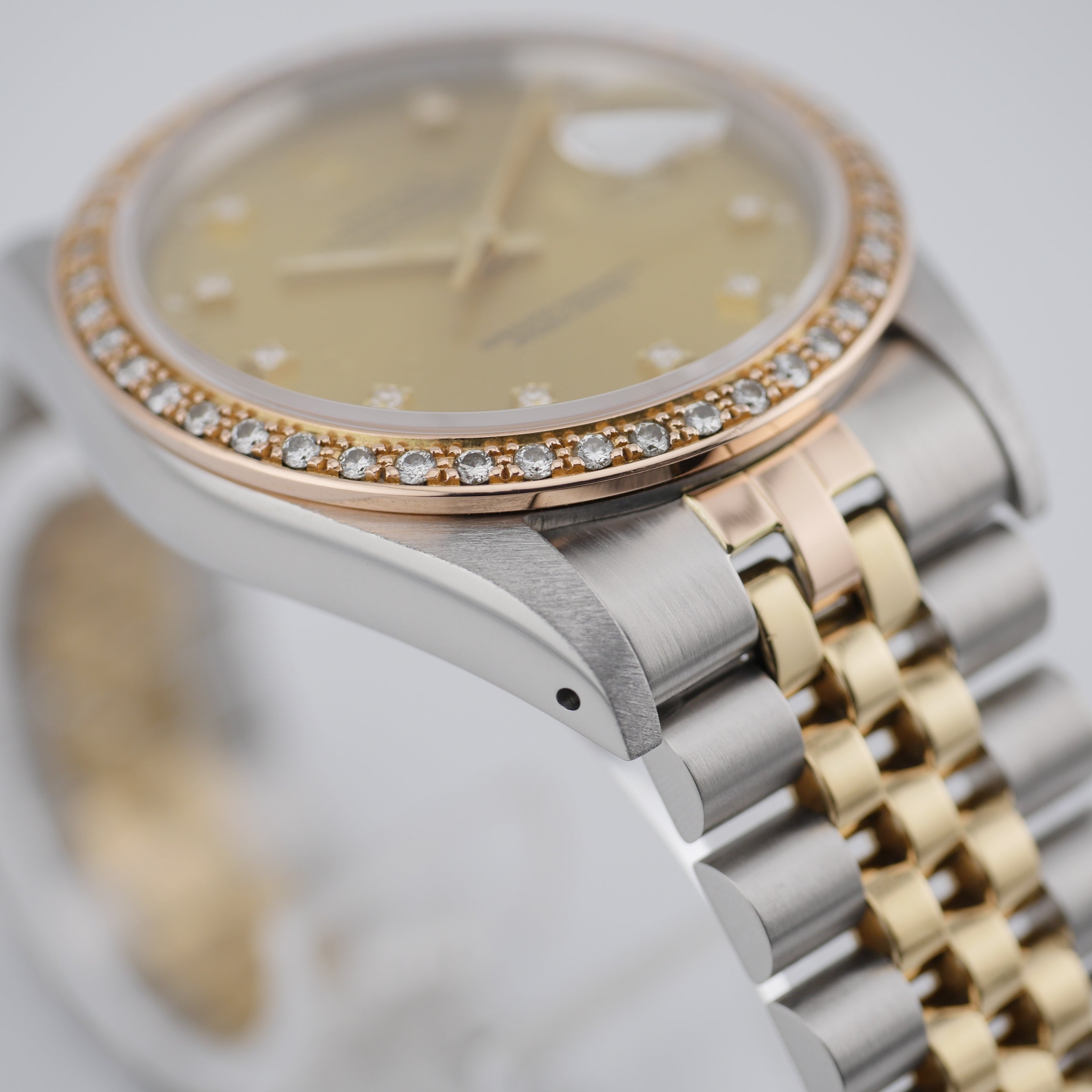 Rolex Datejust 36mm Steel / Yellow Gold 16233 - 1994