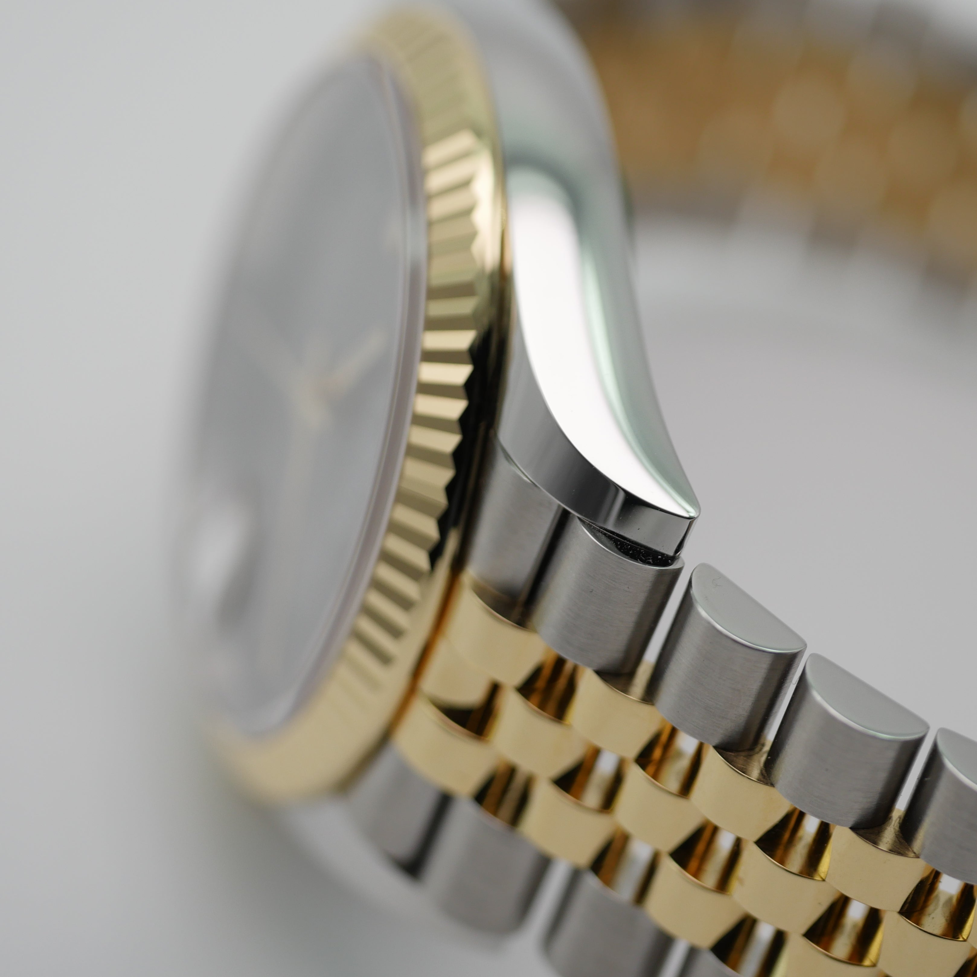 Rolex Datejust 36 Stahl/Gelbgold 126233 - 2022