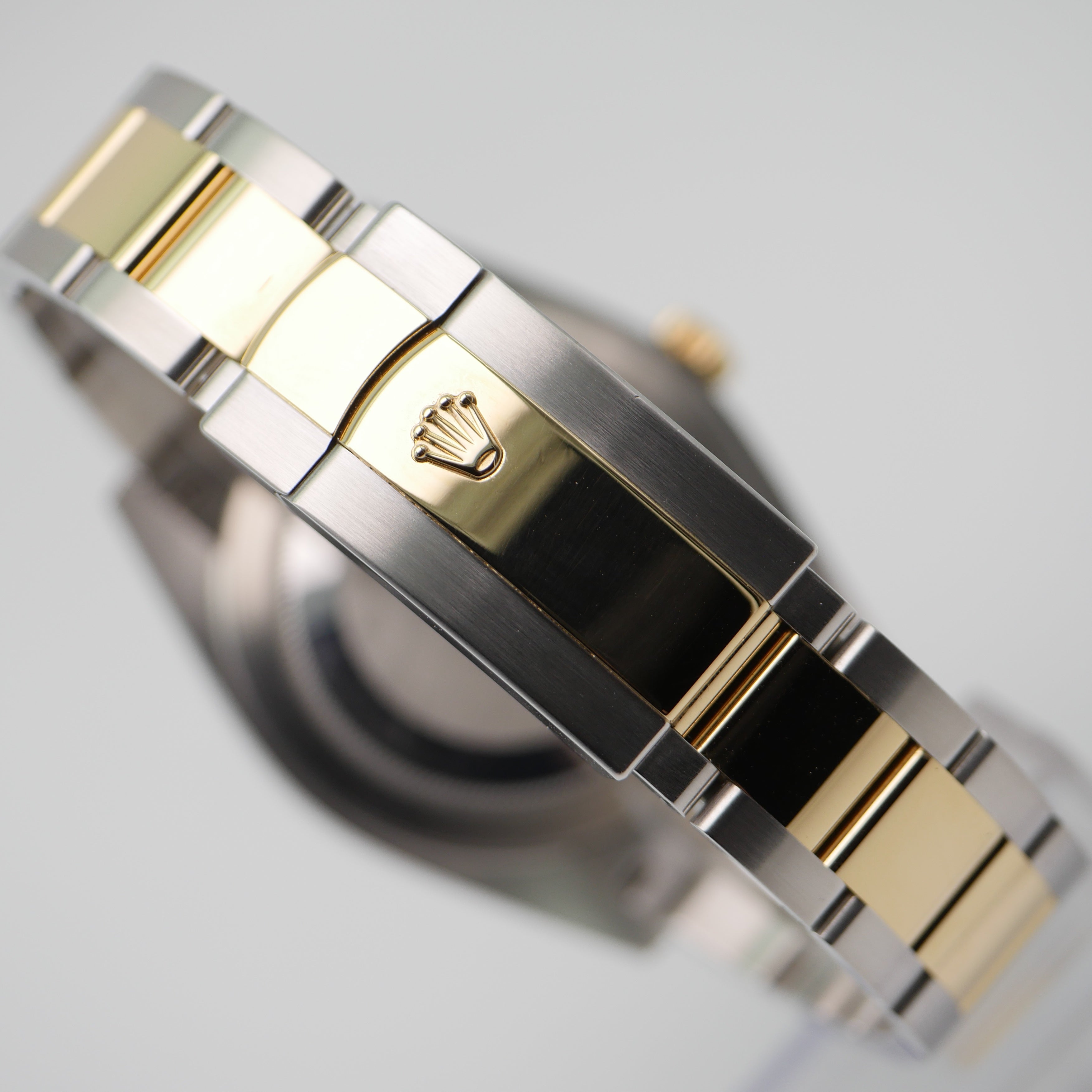 Rolex Datejust 41 Steel/Gold 126303 - 2022