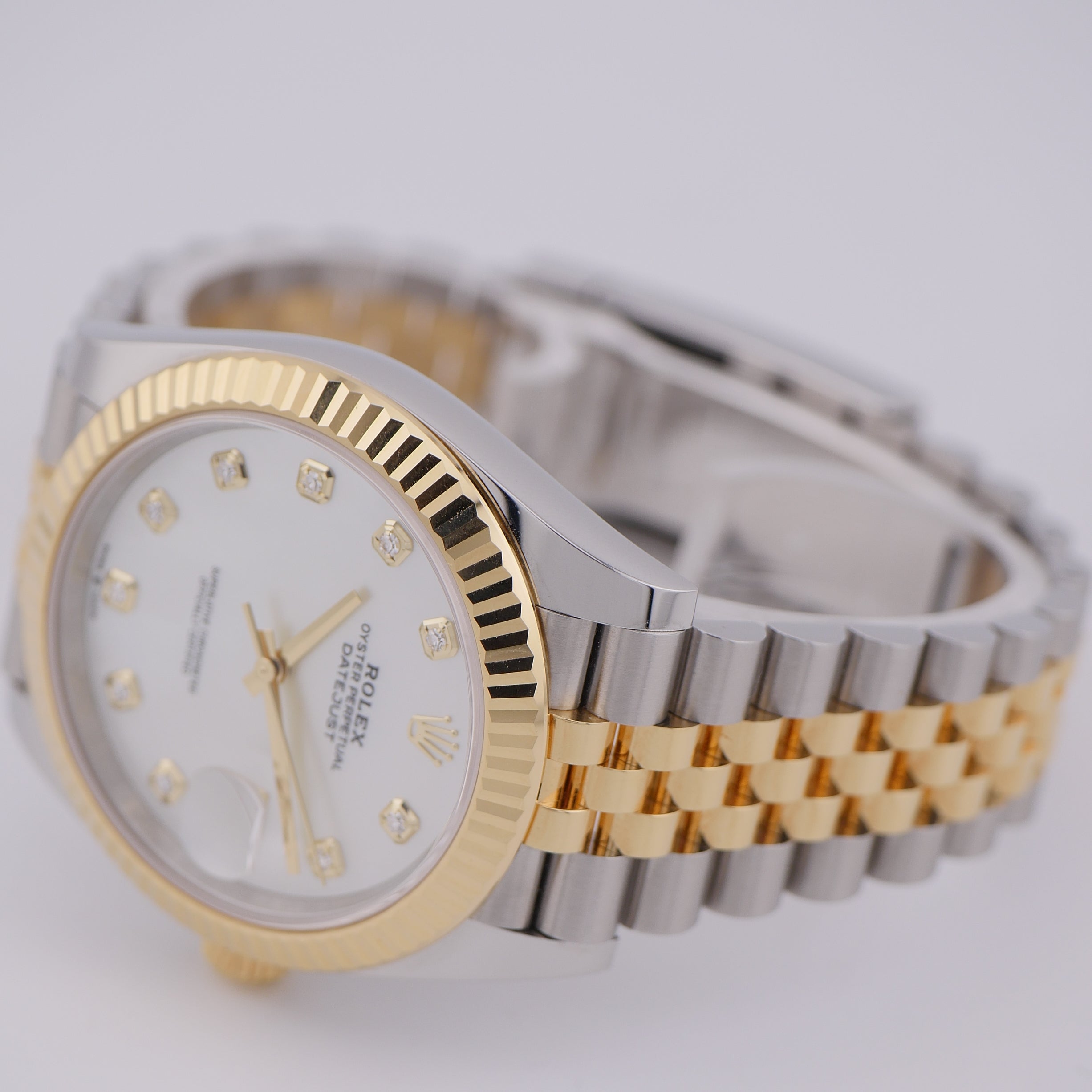 Rolex Datejust 41 Stahl / Gold 126333 - 2022 "MOP-Dial"