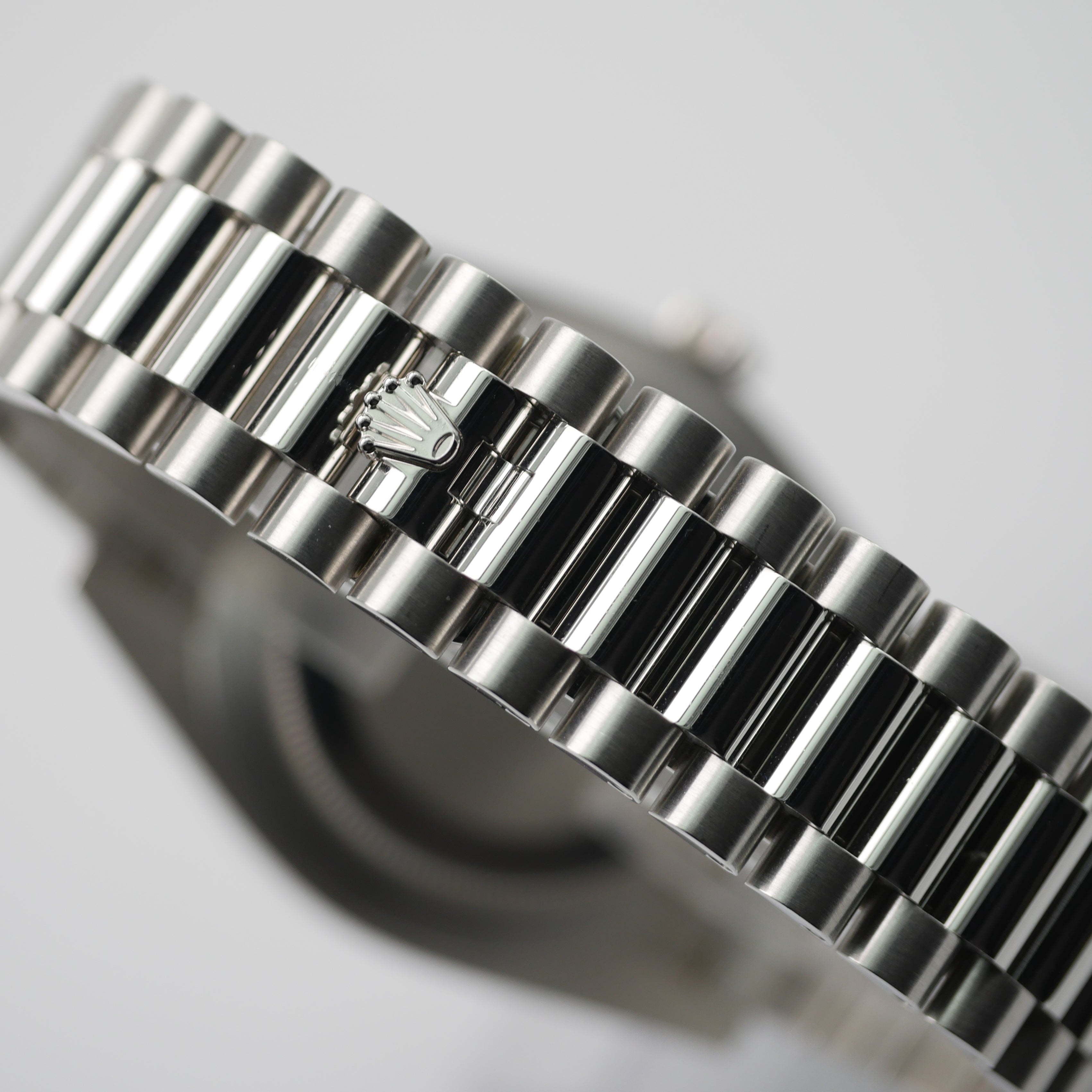 Rolex Day-Date 40 Platin 228206 - 2022