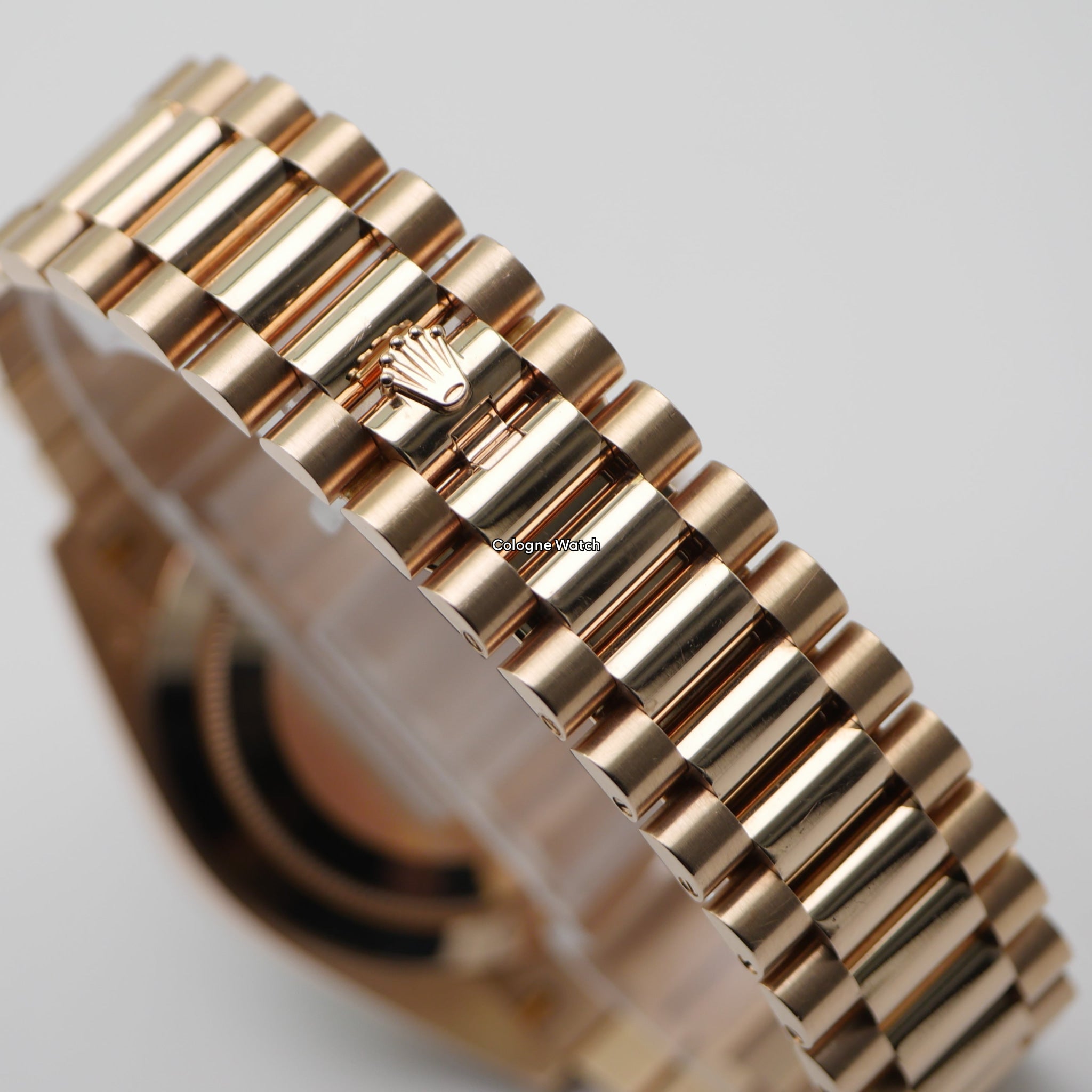 Rolex Day-Date 40 Roségold 228235 - 2019