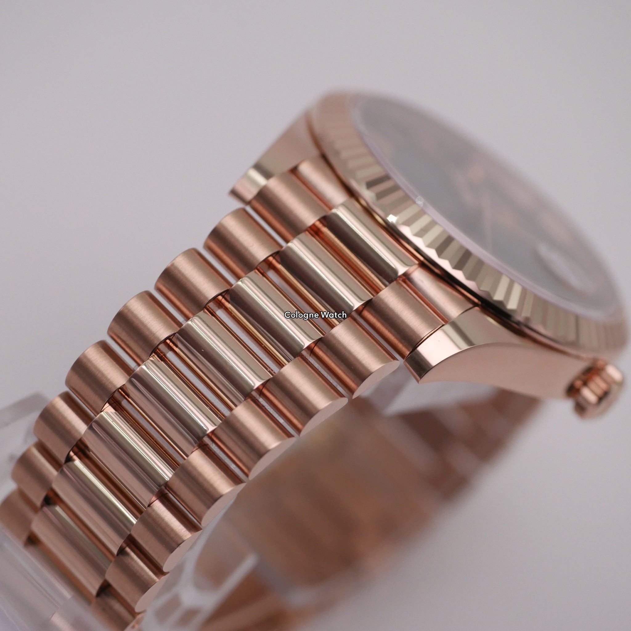 Rolex Day-Date 40 228235 - 2022 Roségold