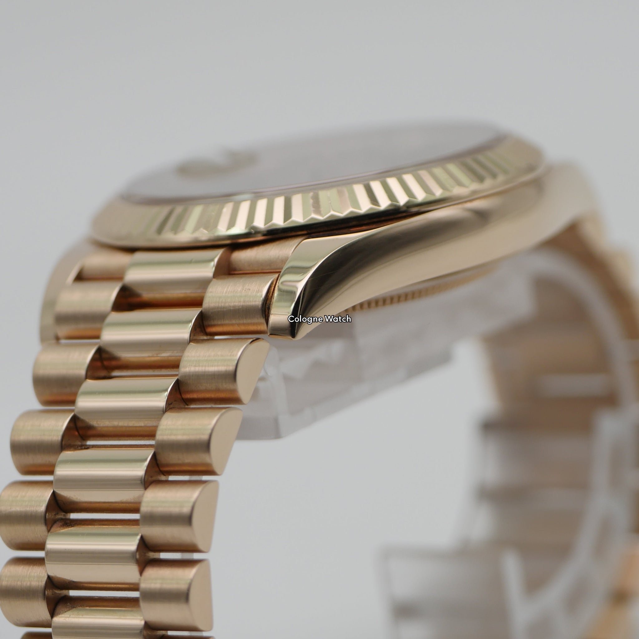 Rolex Day-Date 40 Roségold 228235 - 2019