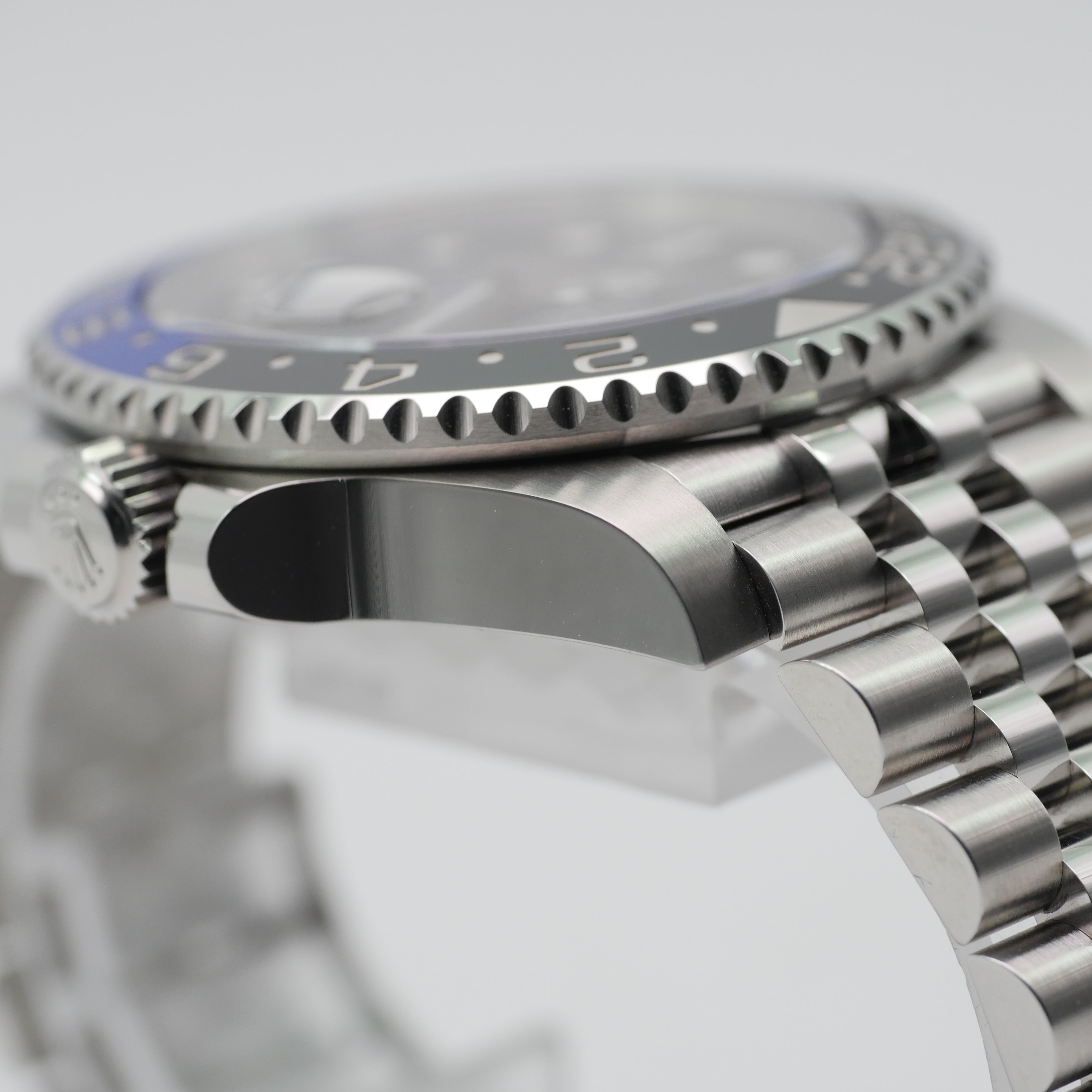 Rolex GMT-Master II Stahl 126710BLNR "Batgirl" - 2026
