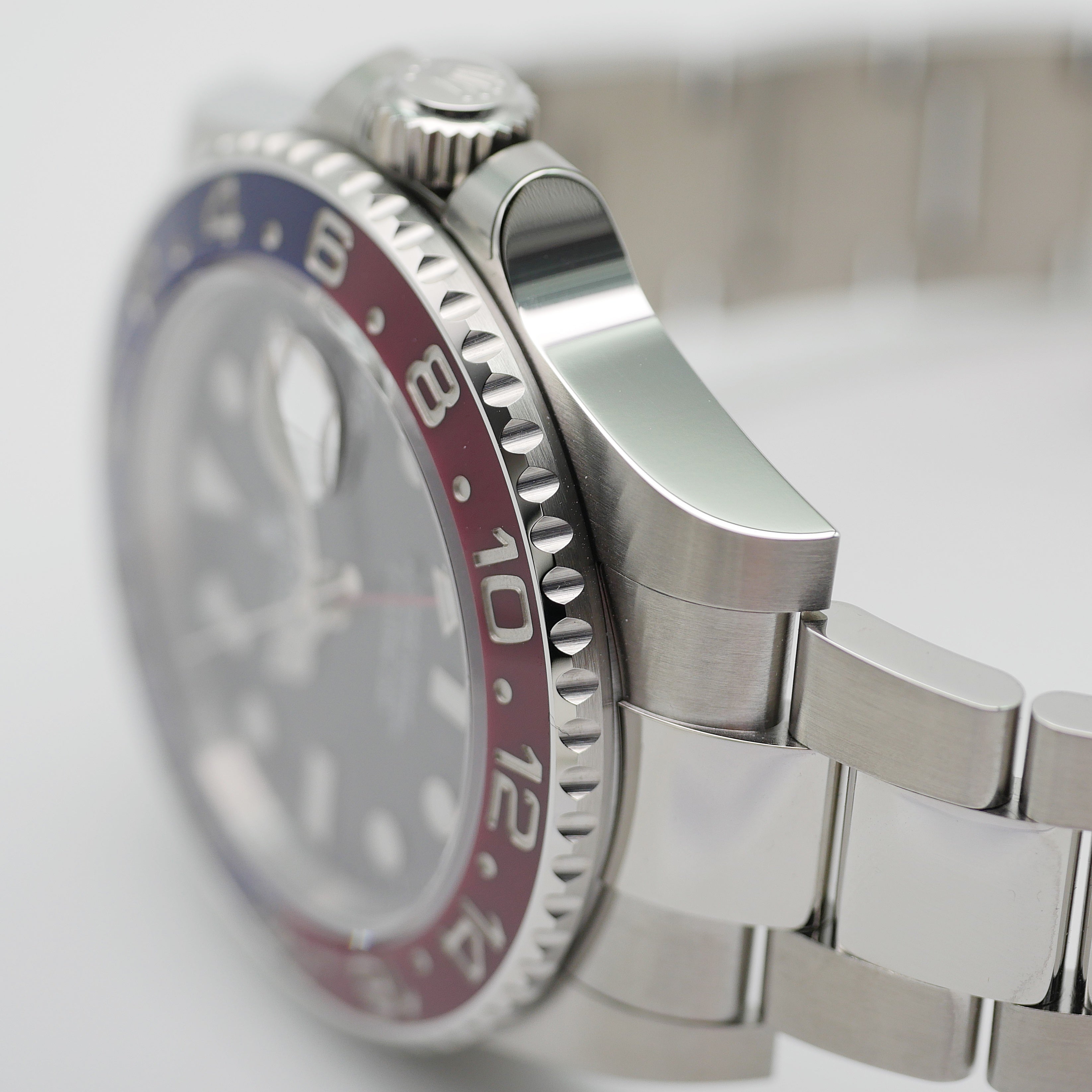 Rolex GMT-Master II 126710BLRO "Pepsi" - 2022