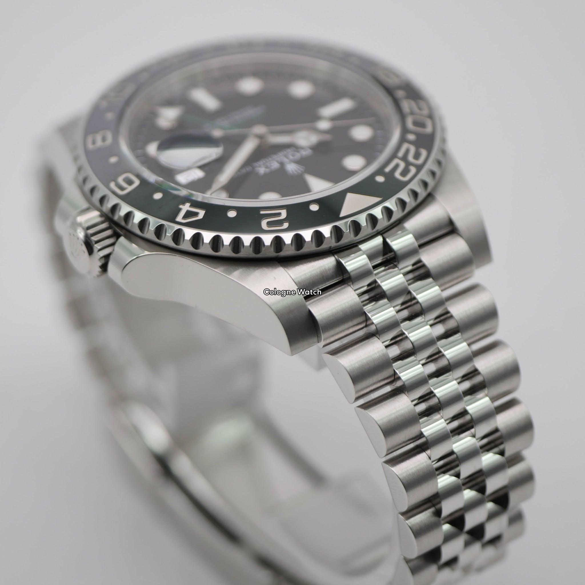 Rolex GMT-Master II Stahl 126710GRNR - 2024