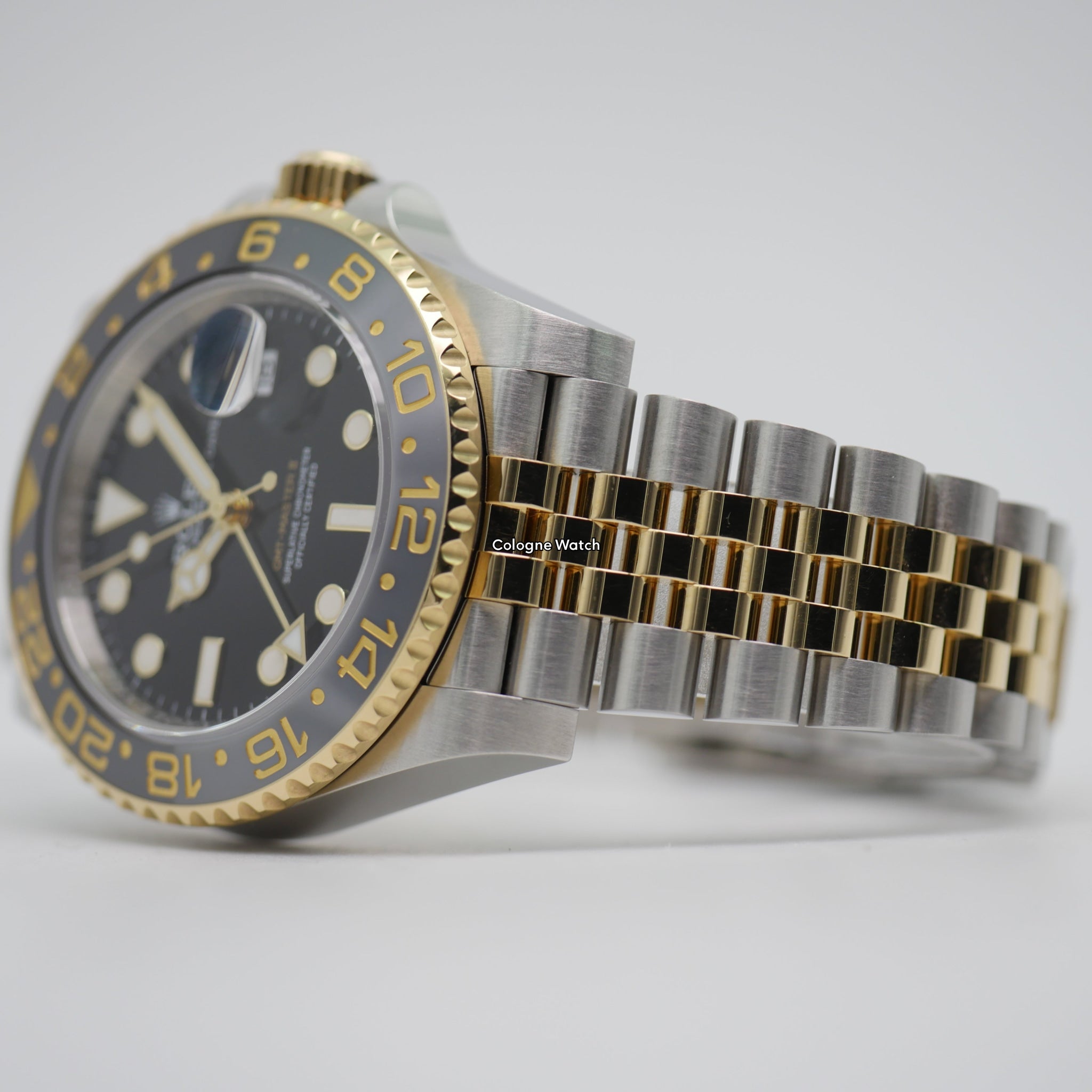 Rolex GMT-Master II Stahl / Gelbgold 126713GRNR - 2024
