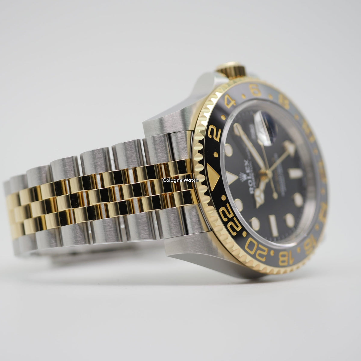 Rolex GMT-Master II Stahl / Gold 126713GRNR - 2025
