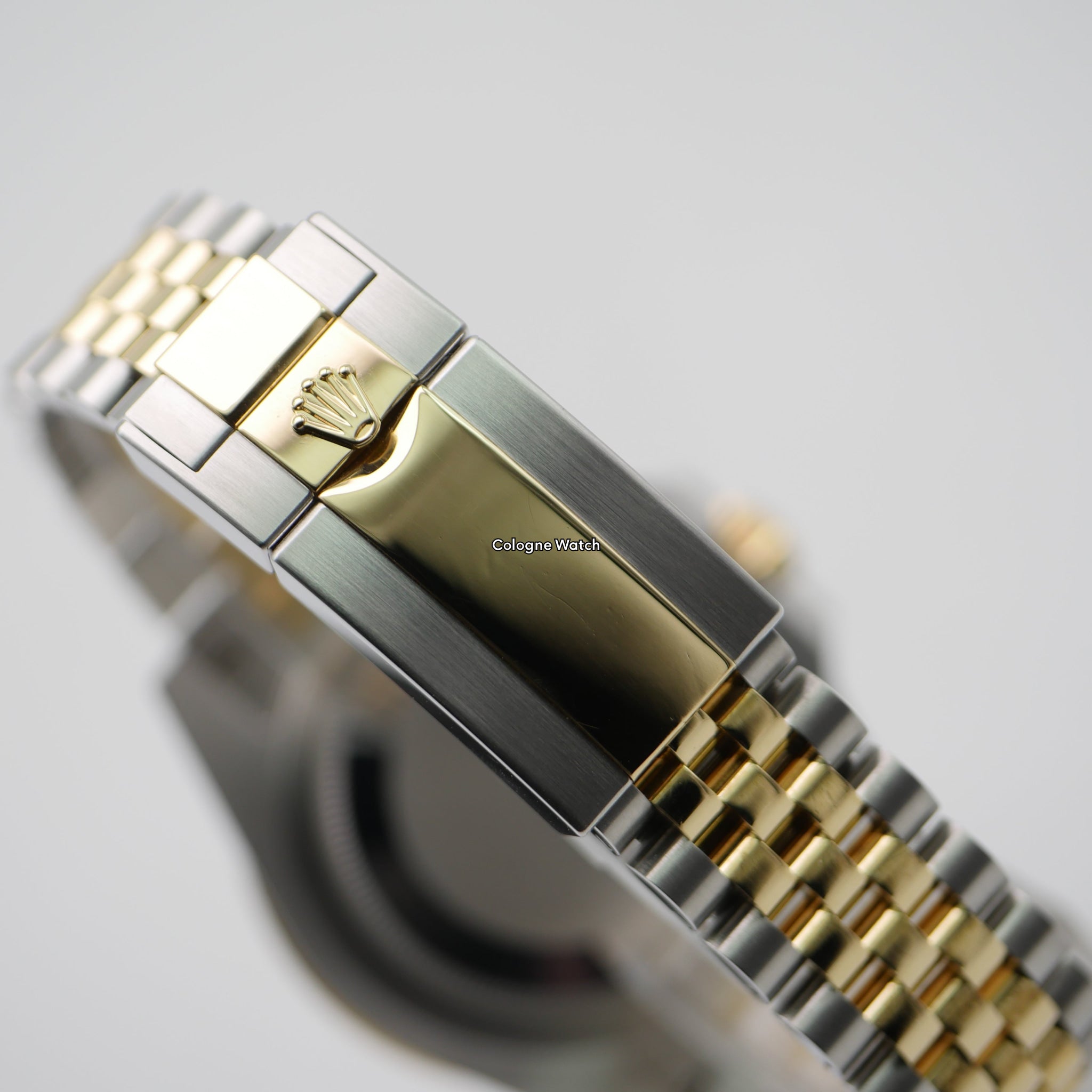 Rolex GMT-Master II Stahl / Gelbgold 126713GRNR - 2024