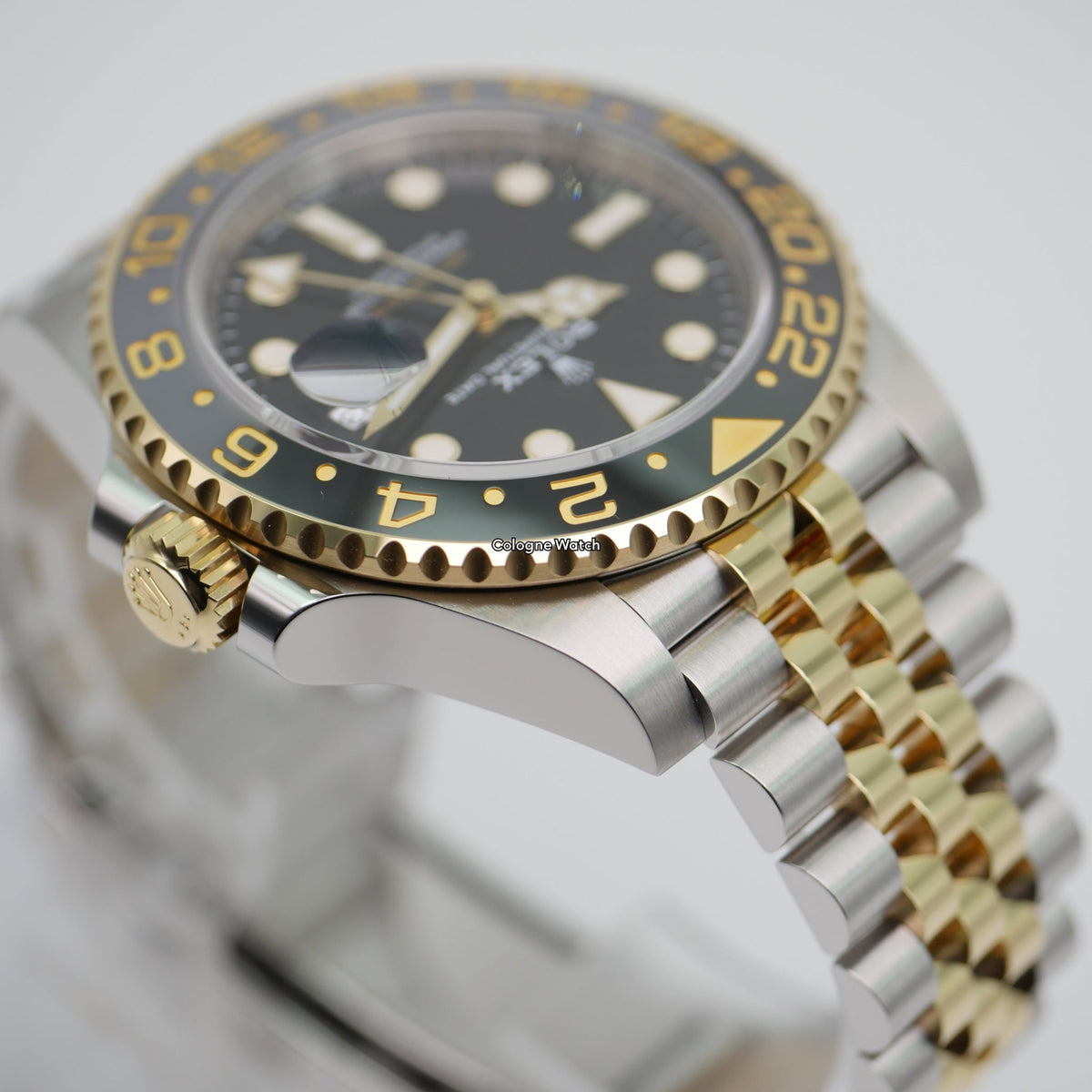 Rolex GMT-Master II Stahl / Gold 126713GRNR - 2025