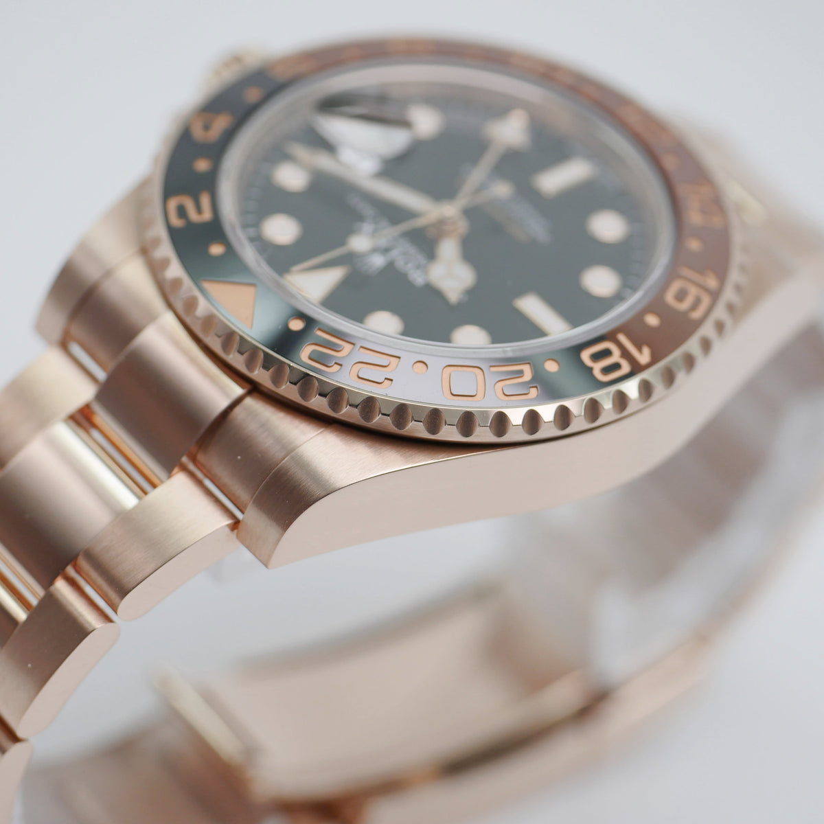 Rolex GMT-Master II Roségold 126715CHNR - 2022