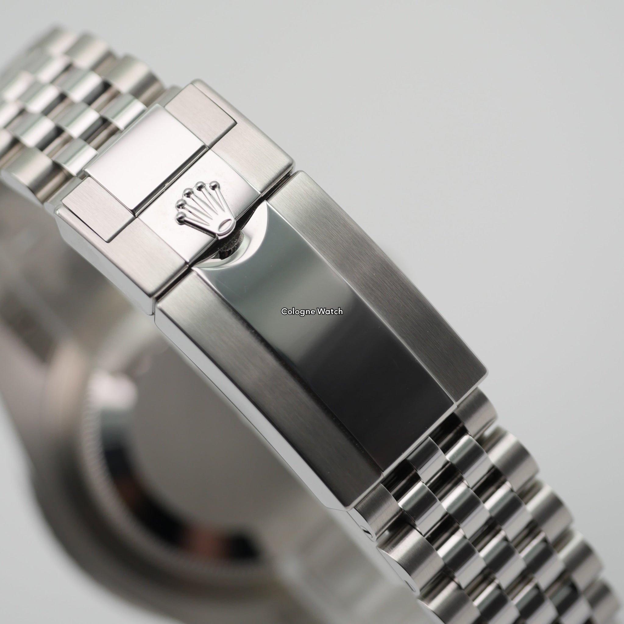 Rolex GMT-Master II Stahl 126710BLNR - 2025