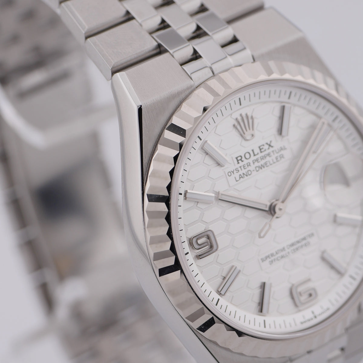 Rolex Land-Dweller 40 Steel 127334 - 2026