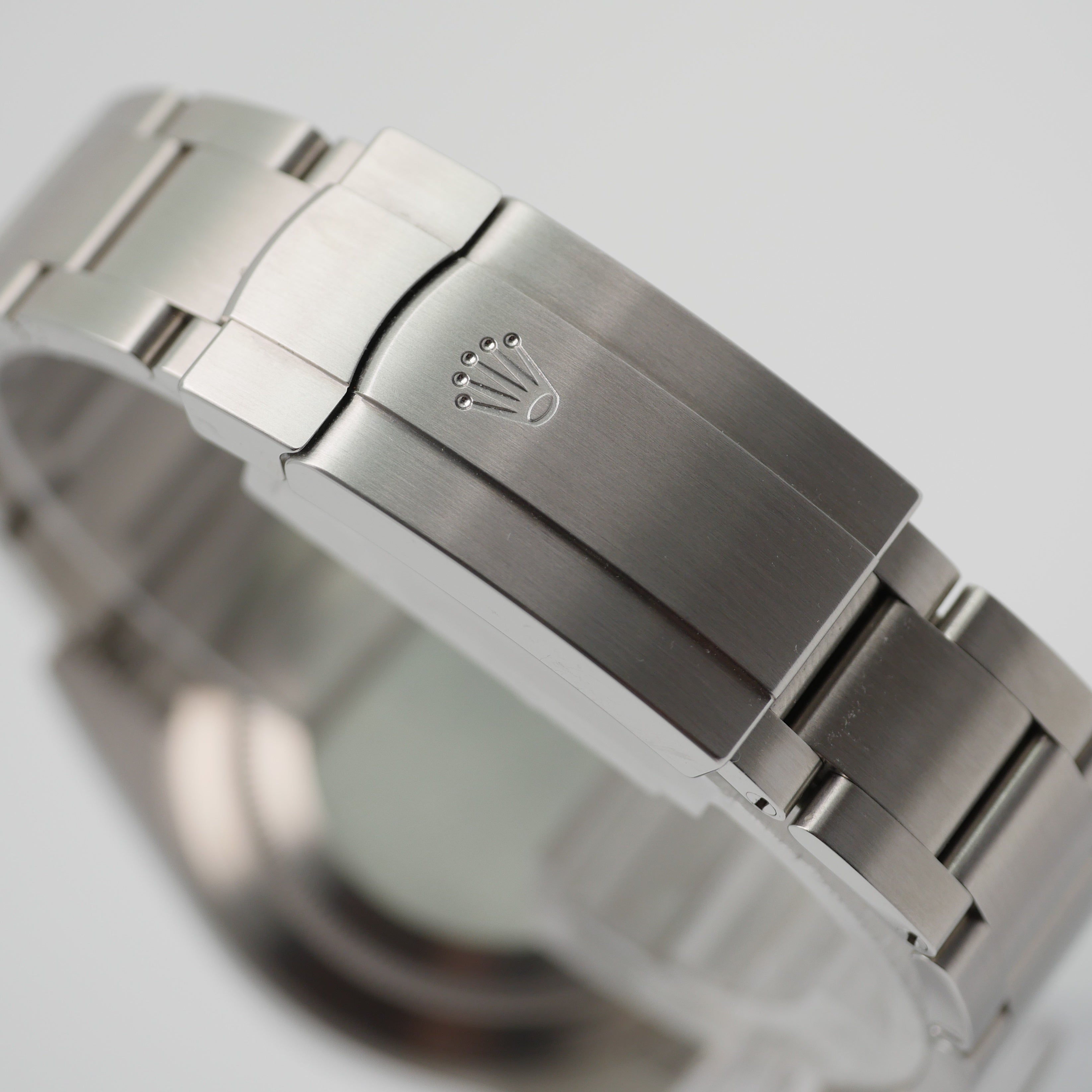 Rolex Oyster Perpetual 39 Stahl 114300 - 2019