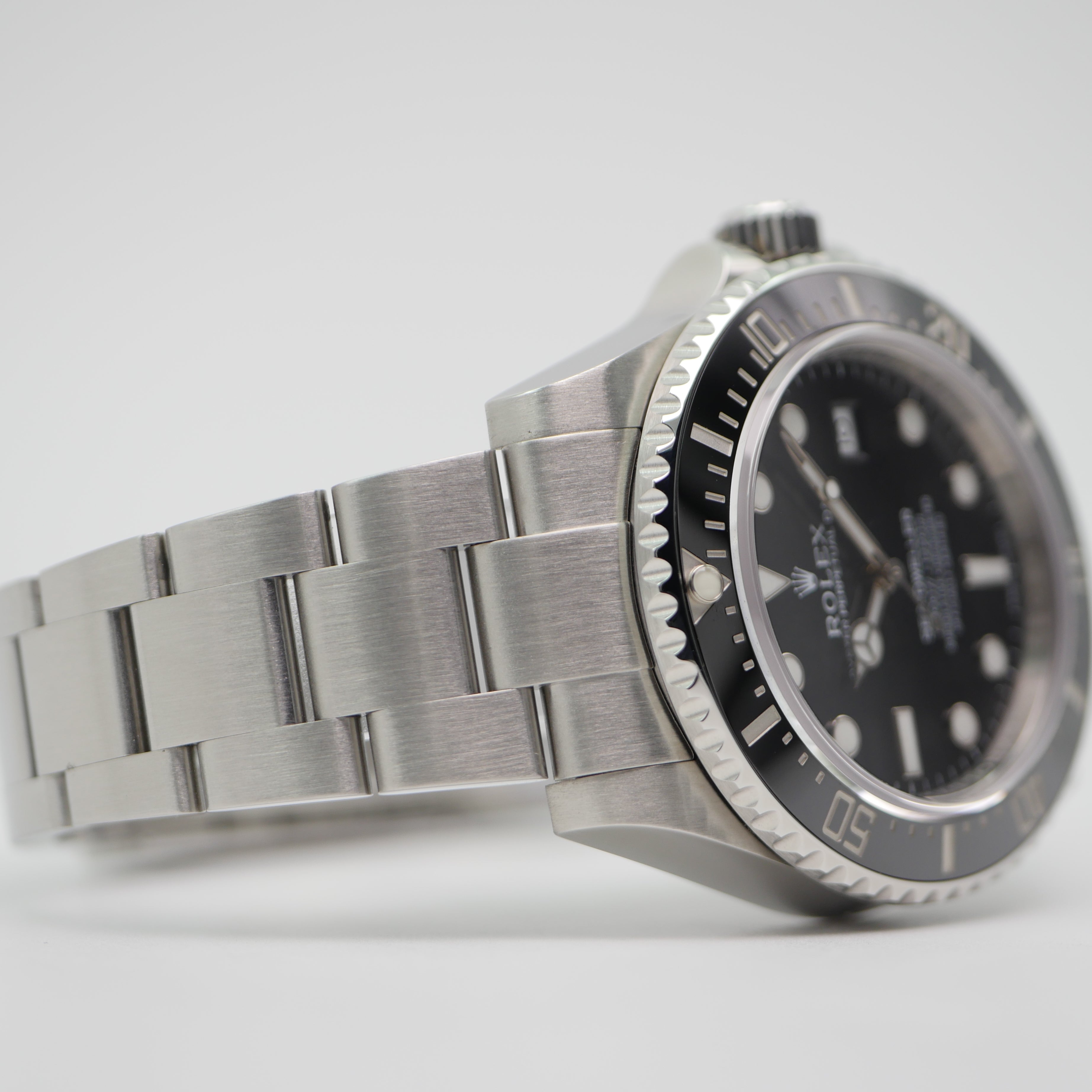 Rolex Sea-Dweller 4000 Stahl 116600 - 2015