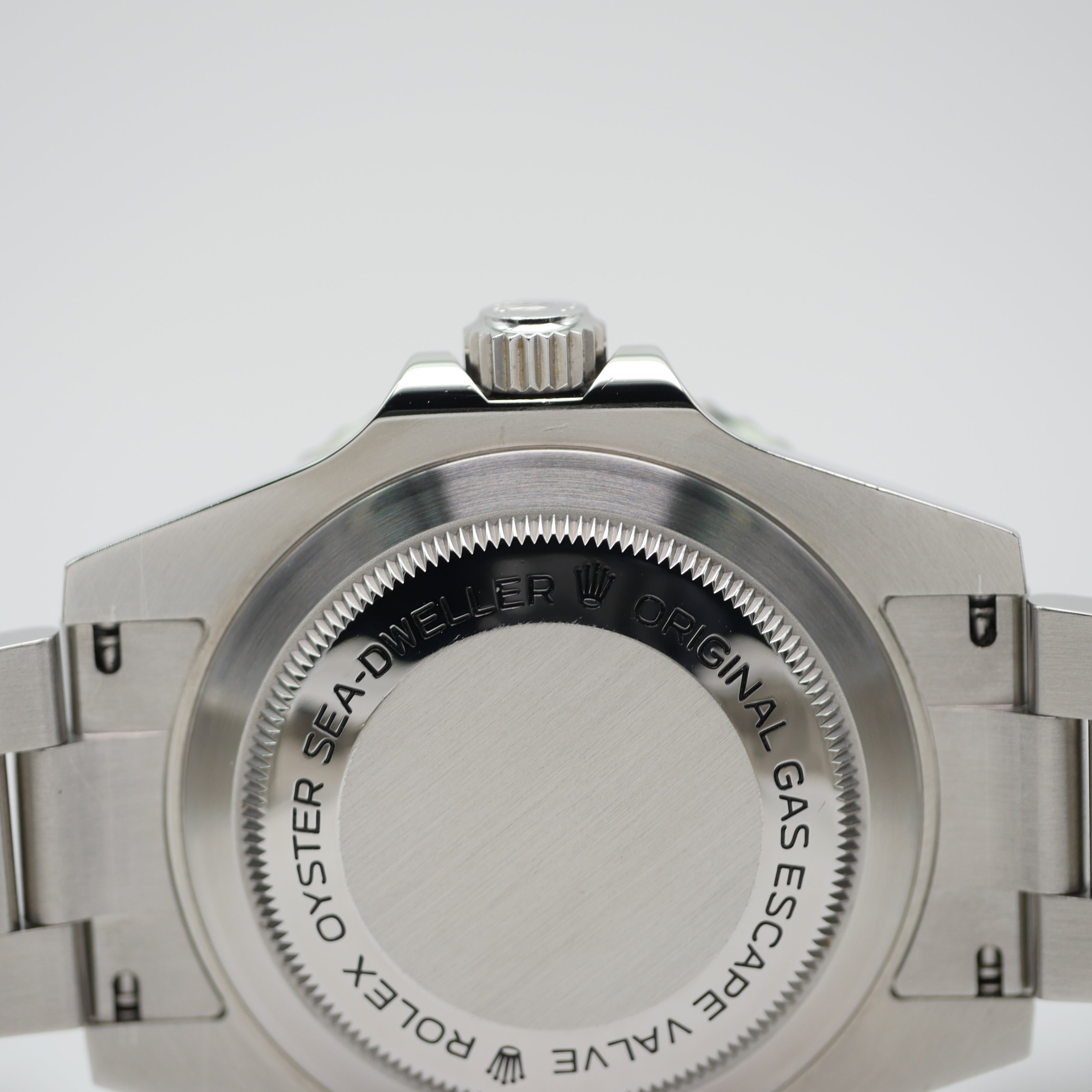 Rolex Sea-Dweller 4000 Stahl 116600 - 2015