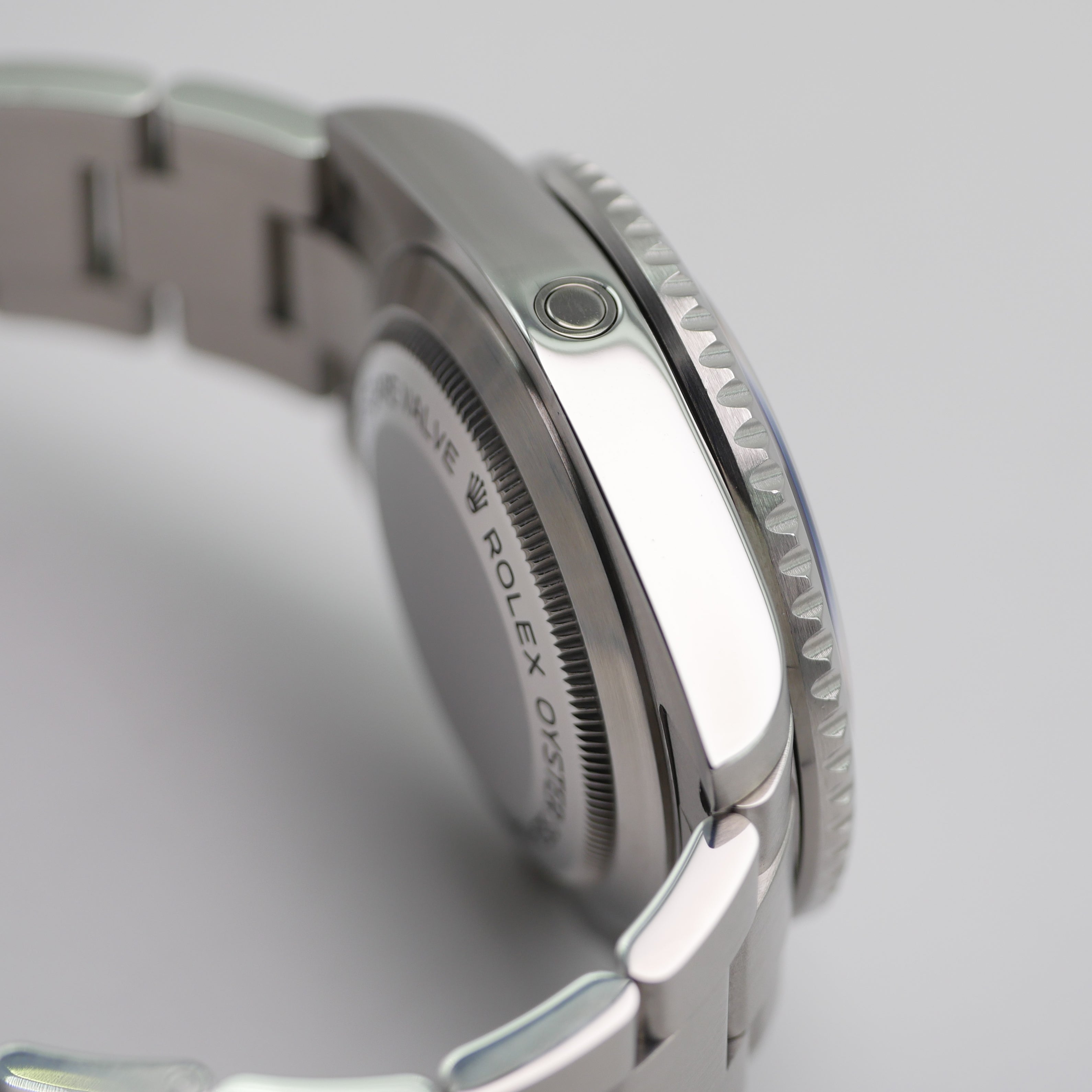 Rolex Sea-Dweller 4000 Stahl 116600 - 2015